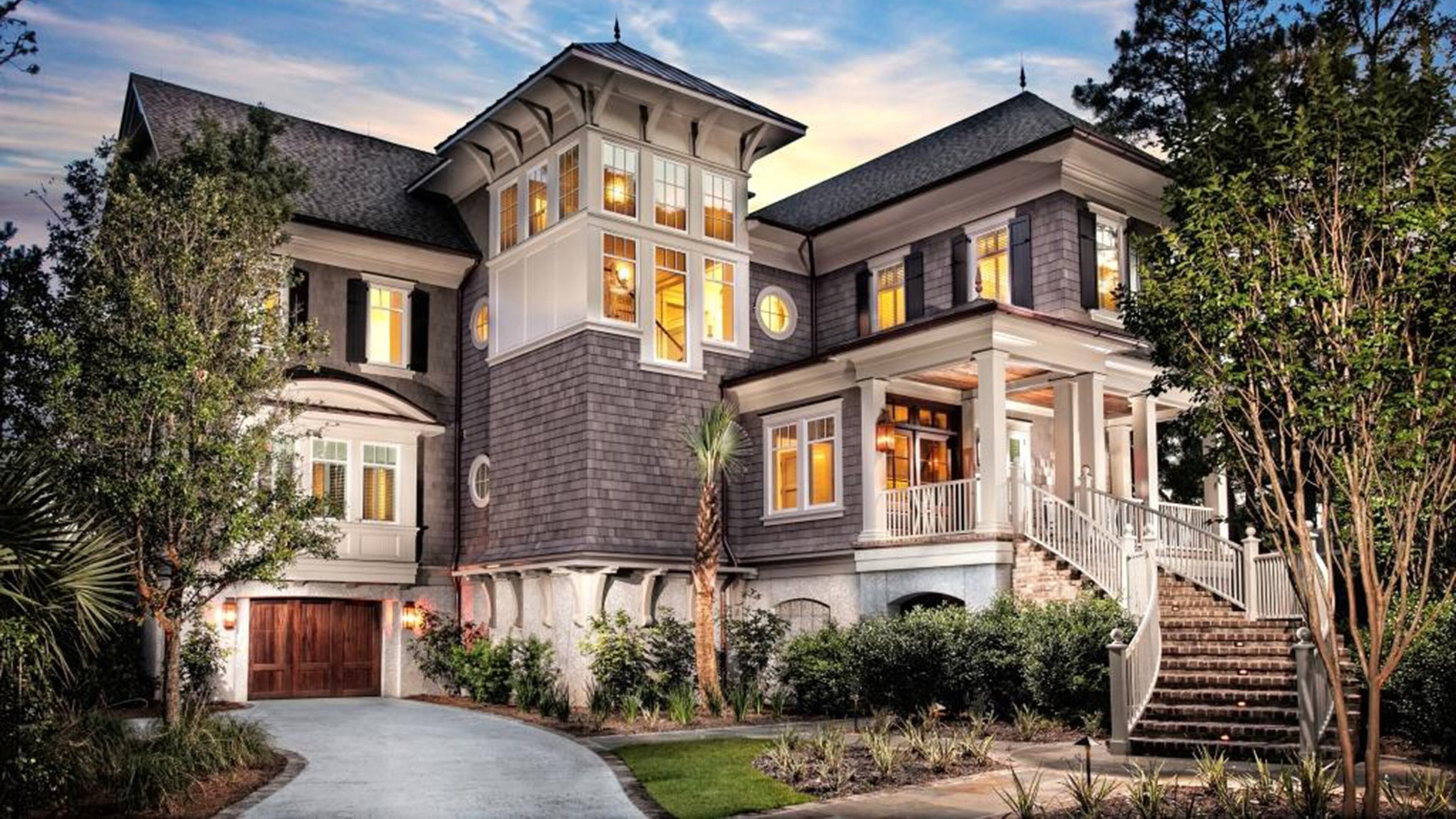 A Midwestern couple built Ballymare, an ocean retreat on Kiawah Island, S.C., where the doors are always open to family and friends. (Handout/TNS)