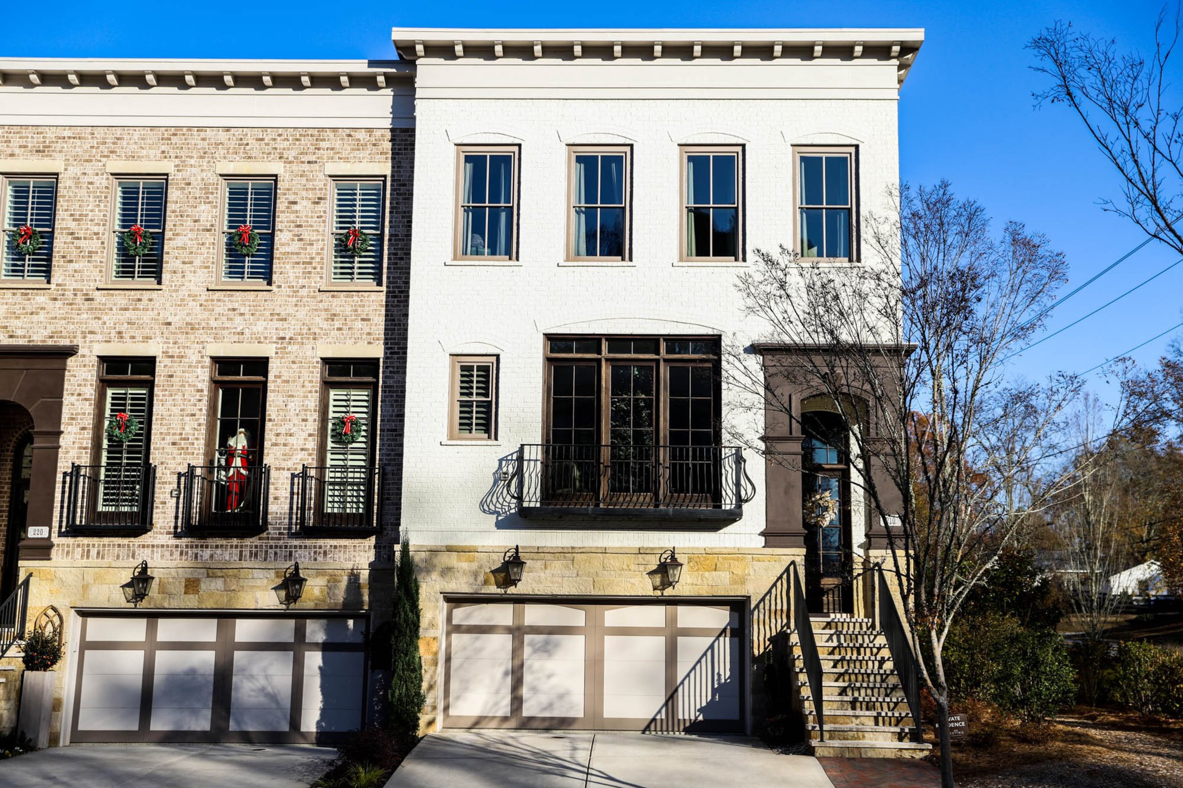 When Sarah Blackman and Walt Geer bought their brownstone townhome in 2017, they were the first to buy in their community. The location, at the heart of alpharetta and walkable to nearly everything they needed, was the major draw. Their home is 3,400 square feet with three bedrooms and three-and-a-half bathrooms. Text by Shannon Dominy. Photo by Reynolds Rogers.