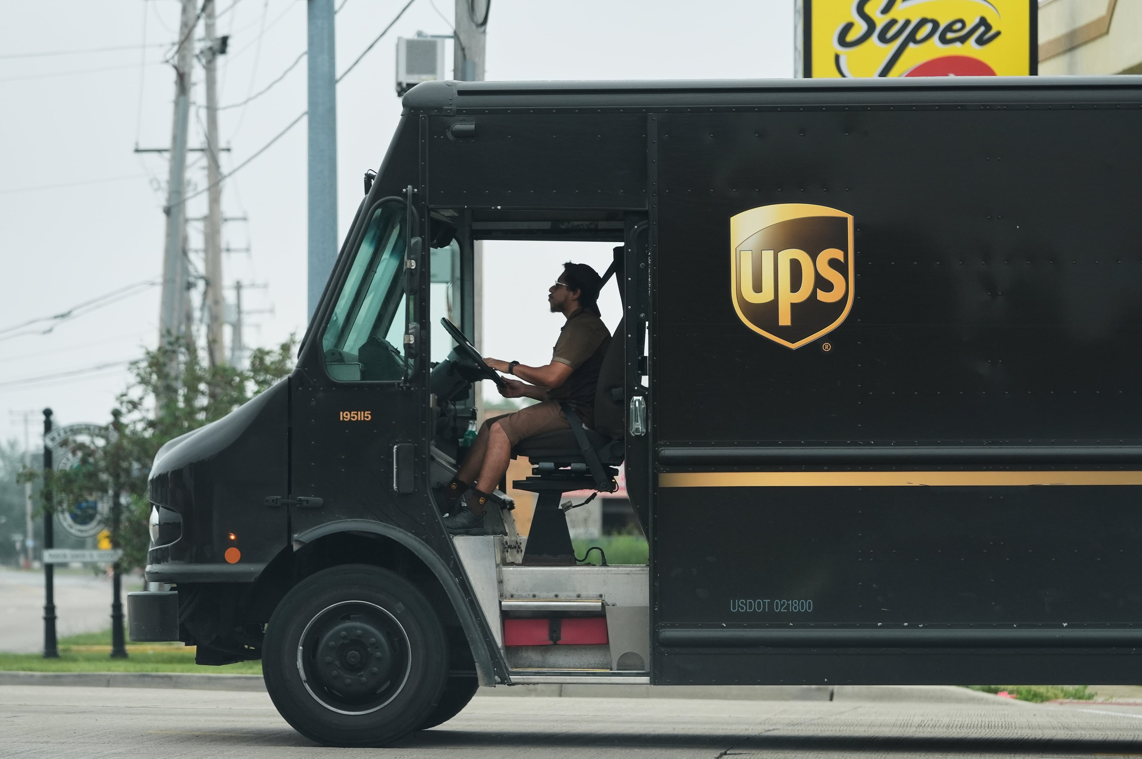 UPS