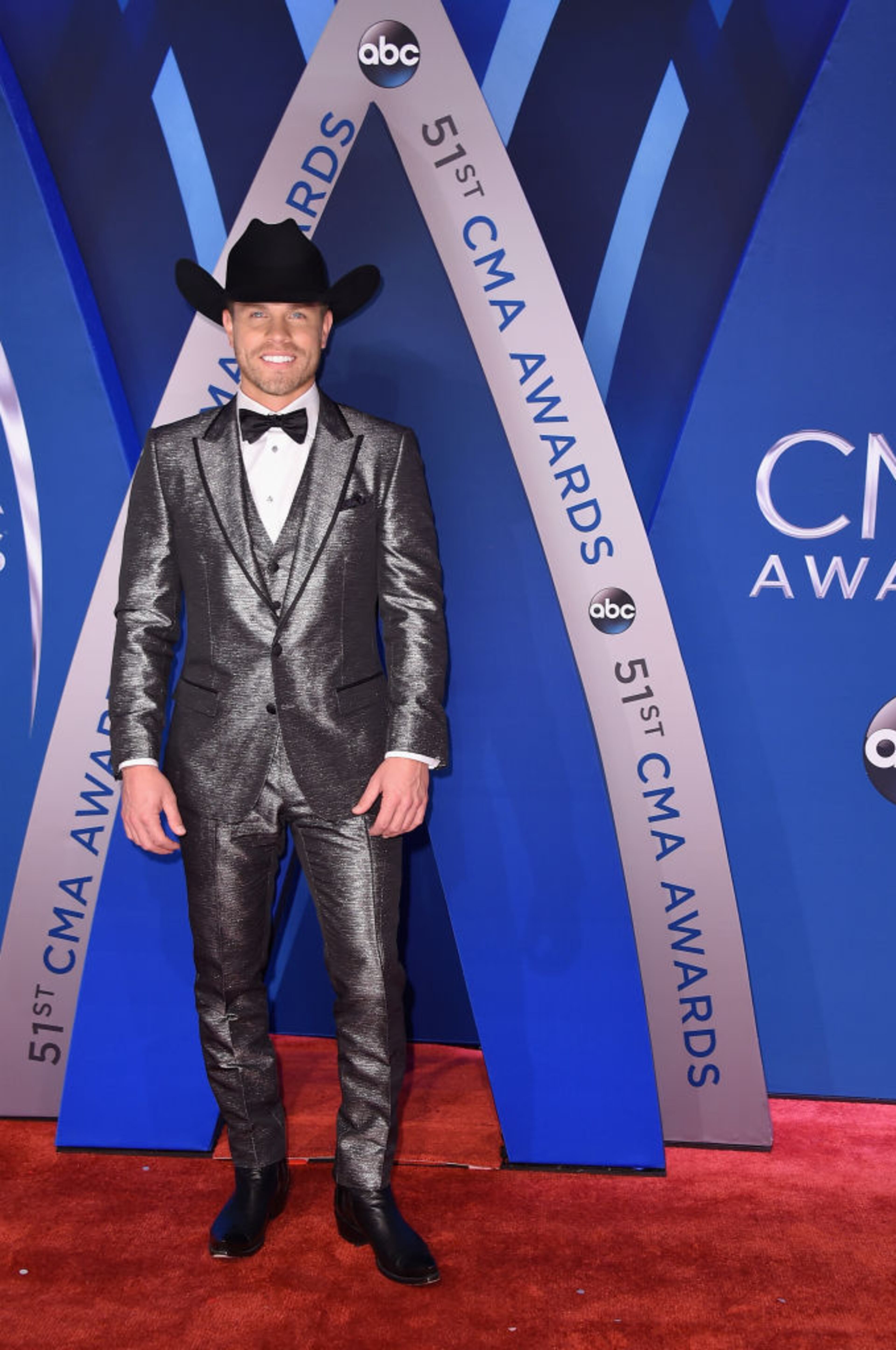 NASHVILLE, TN - NOVEMBER 08: Singer-songwriter Dustin Lynch attends the 51st annual CMA Awards at the Bridgestone Arena on November 8, 2017 in Nashville, Tennessee. (Photo by Michael Loccisano/Getty Images)