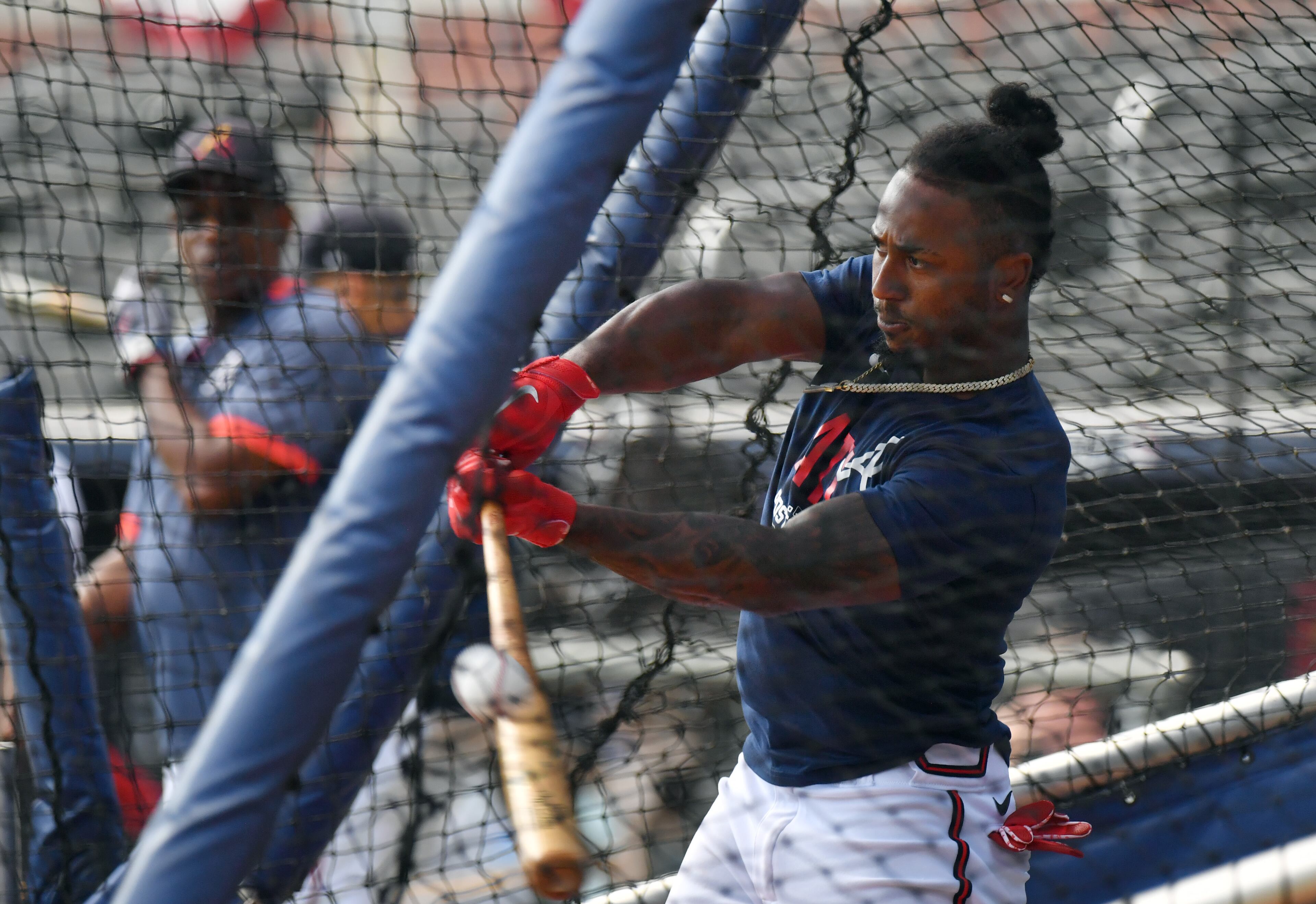 Braves second baseman Ozzie Albies takes batting practice during a workout Thursday, Oct. 14, 2021, at Truist Park prior to the start of the 2021 NLCS on Saturday. (Hyosub Shin / Hyosub.Shin@ajc.com)