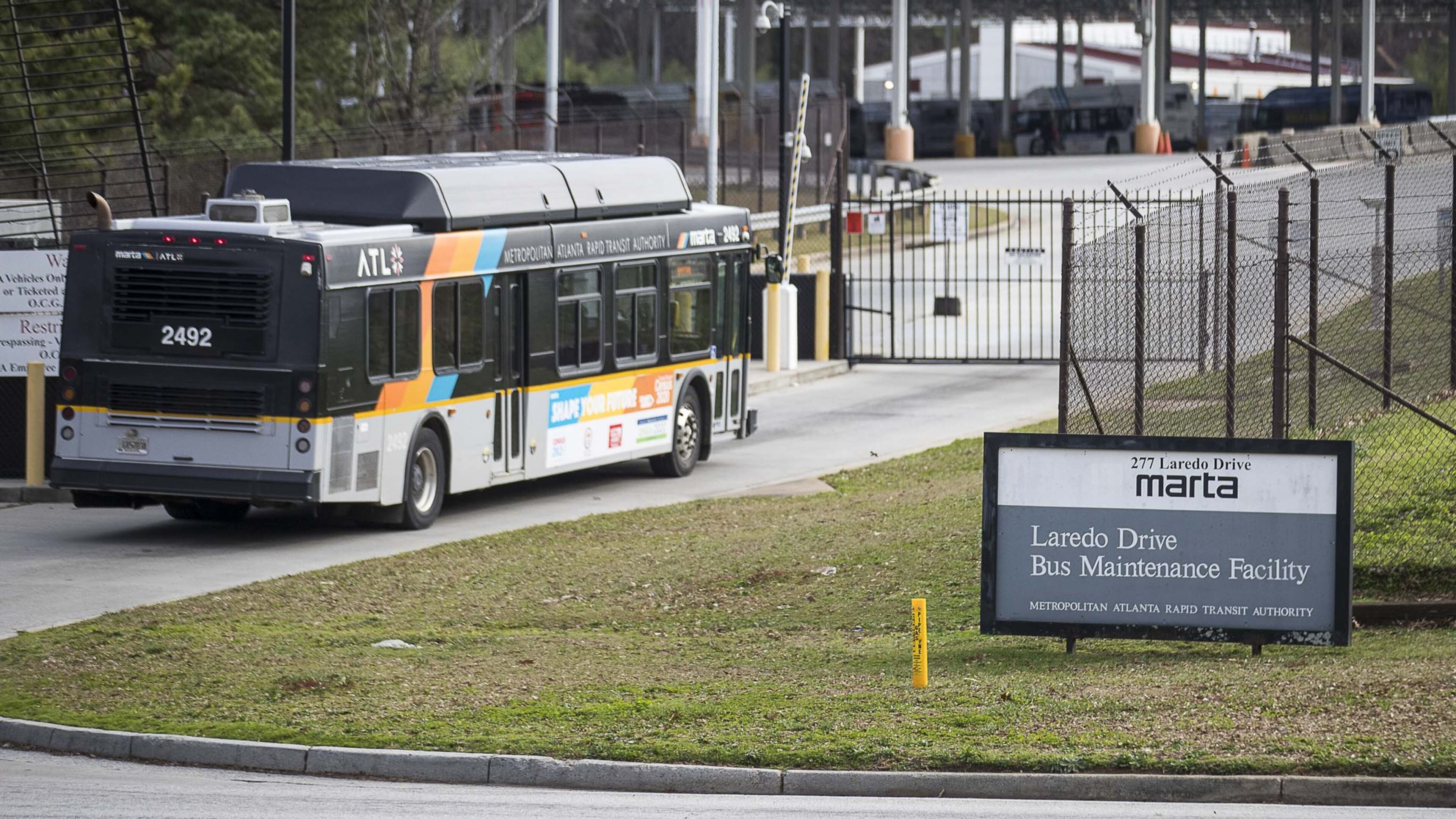Former MARTA employee Shyanne Lord sued the agency in 2019 claiming that while she worked at the Laredeo Drive bus garage, pictured here, she endured sexual harassment from co-worker Ayodele Adenrele on a near-daily basis. After she lodged a formal complaint, she said MARTA discounted her claims and retaliated by transferring her to a less-desirable garage. The case has been settled for $575,000. (Alyssa Pointer / Alyssa.Pointer@ajc.com)