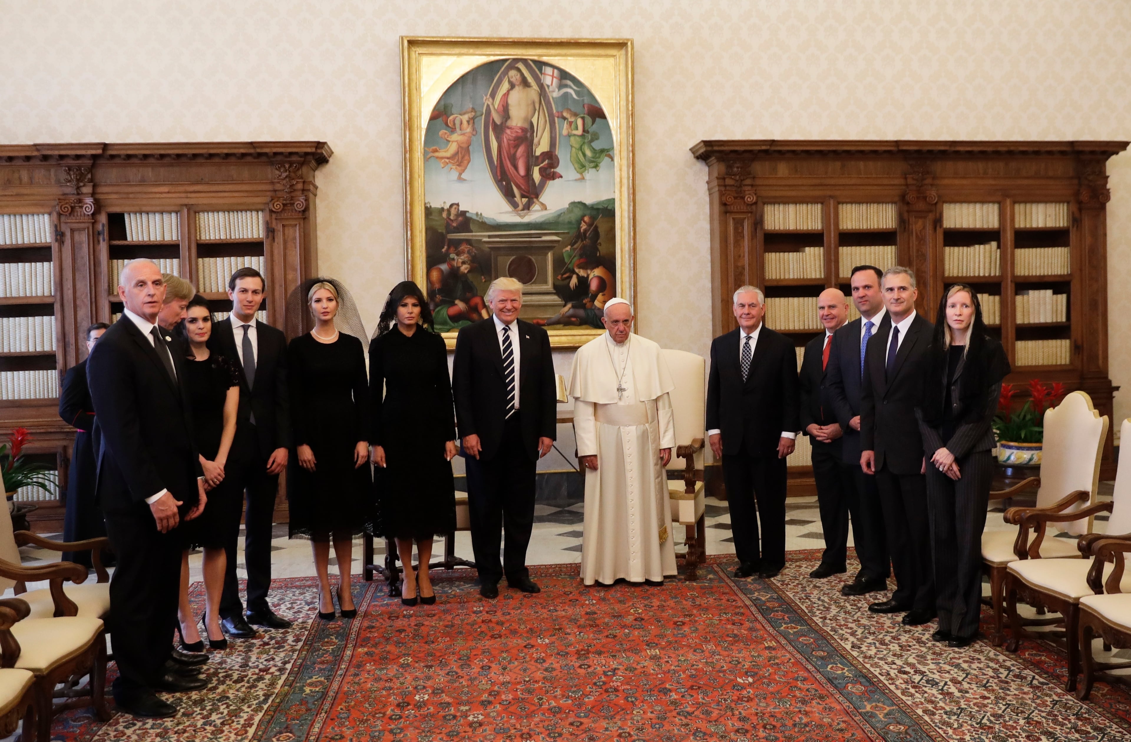 President Donald Trump and the US delegation pose with Pope Francis on the occasion of their private audience, at the Vatican, Wednesday, May 24, 2017. (AP Photo/Alessandra Tarantino, Pool)