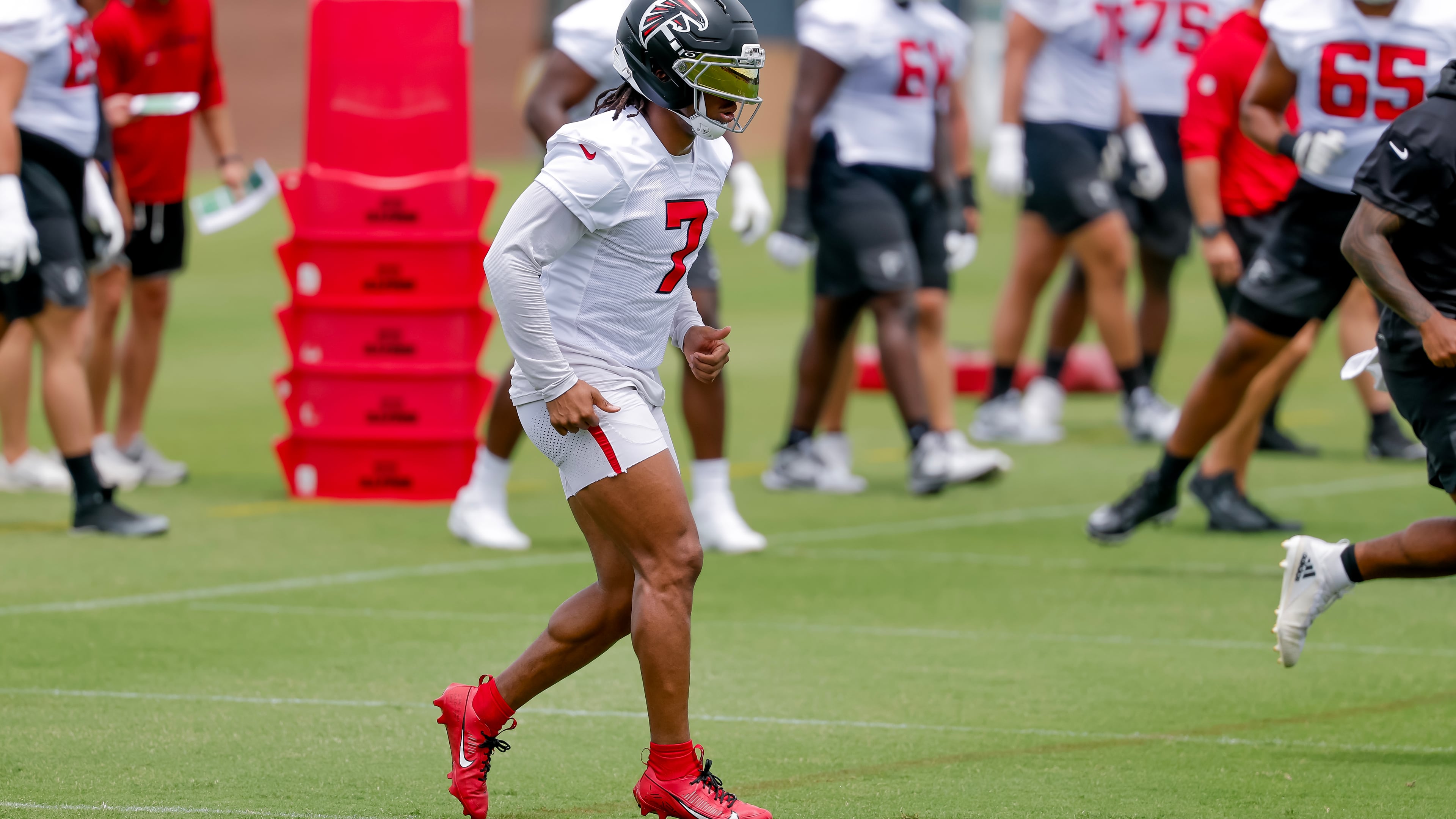 Running back Bijan Robinson during Atlanta Falcons practice, Monday, June 8, 2026, in Flowery Branch, Ga. (Erik S. Lesser for the AJC)