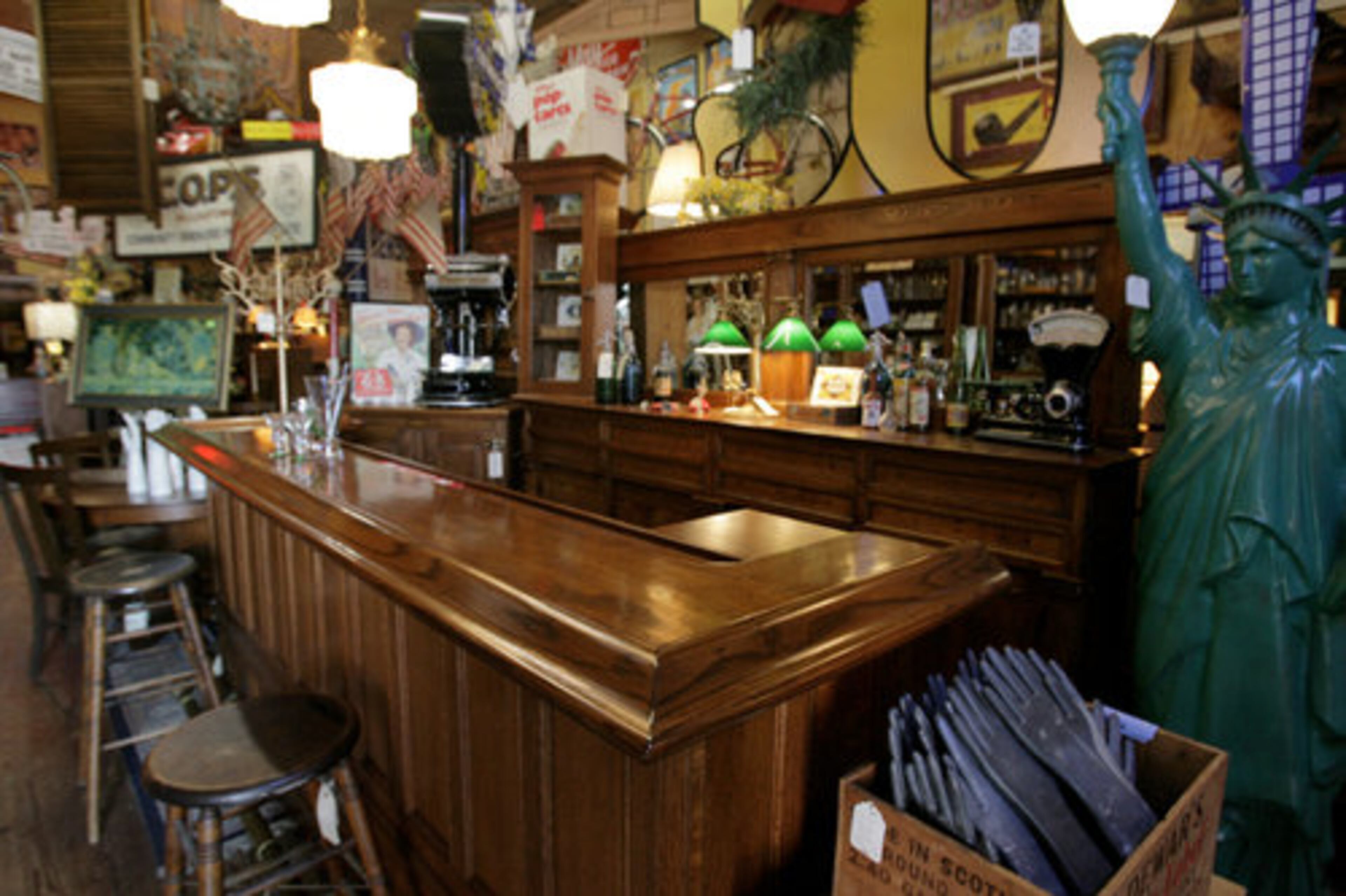 Biggar Antiques in Chamblee has plenty to attract your attention.