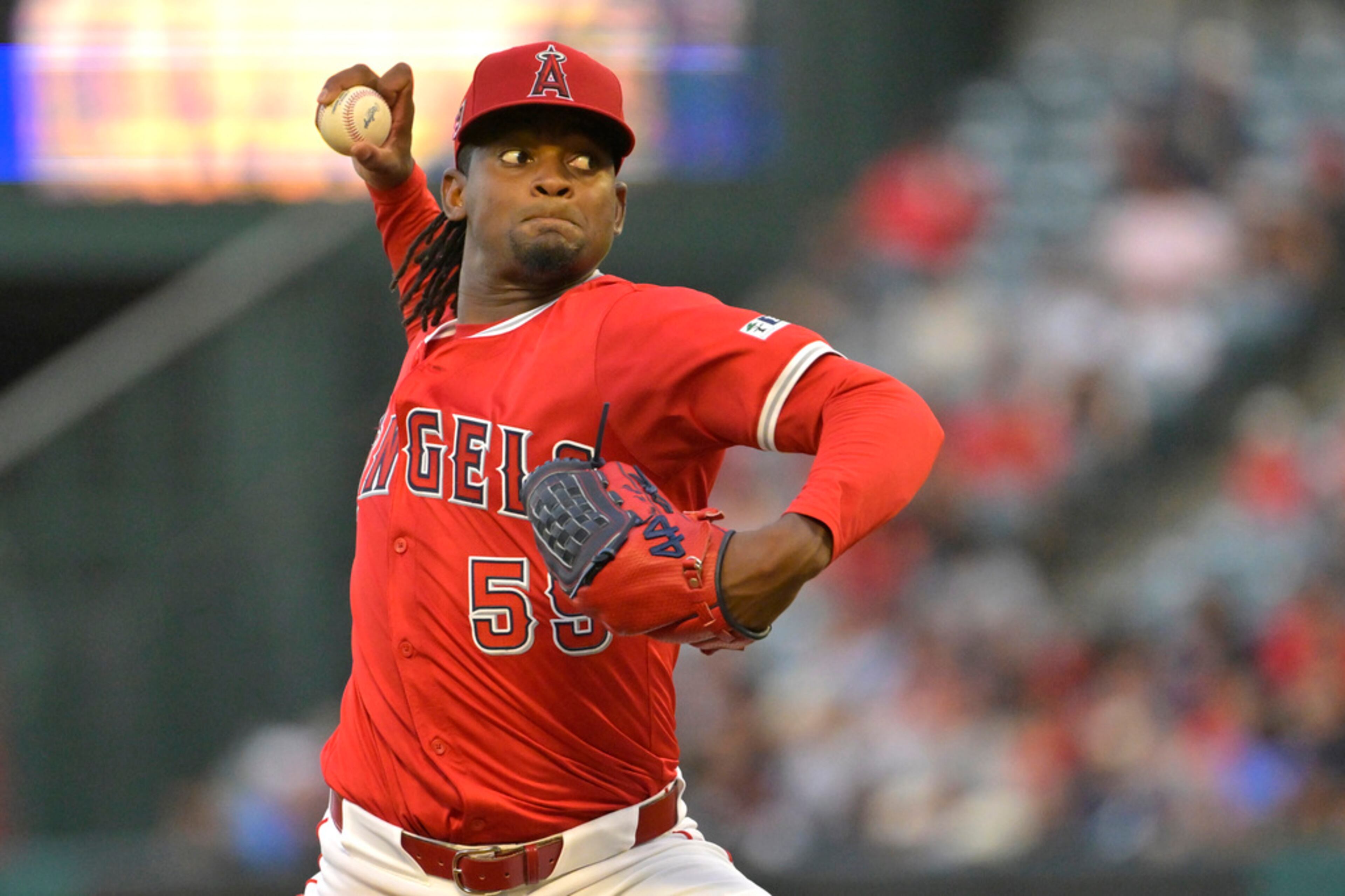 Los Angeles Angels' Jose Soriano delivers to the plate during the third inning of a baseball game against the Atlanta Braves, Friday, Aug. 16, 2024, in Anaheim, Calif. (AP Photo/Jayne Kamin-Oncea)