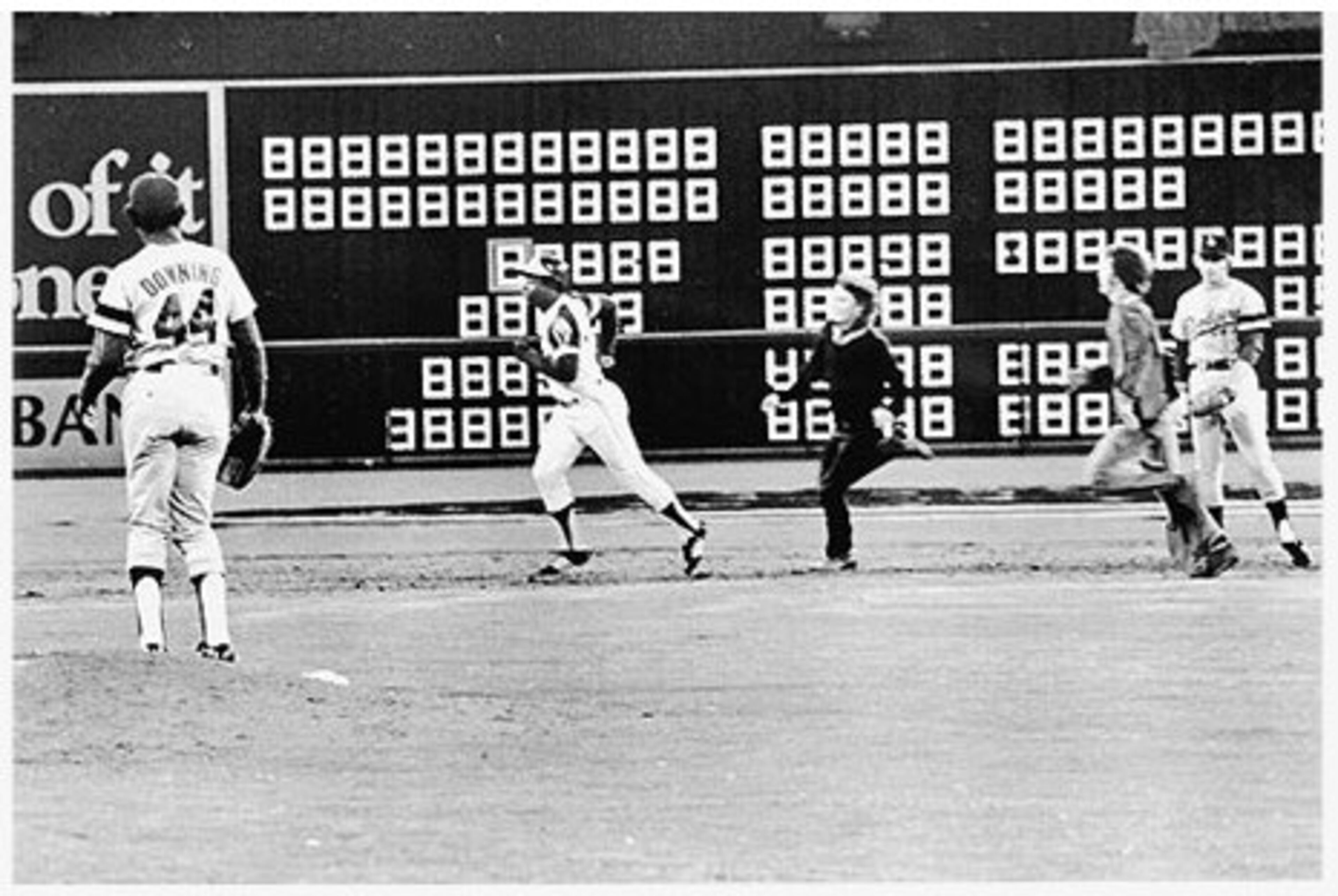 Two young fans attempted to accompany him around the bases, but Aaron kept them out of his way. "I'm not as aware of the moment as I used to be," Aaron said in a 2006 interview.