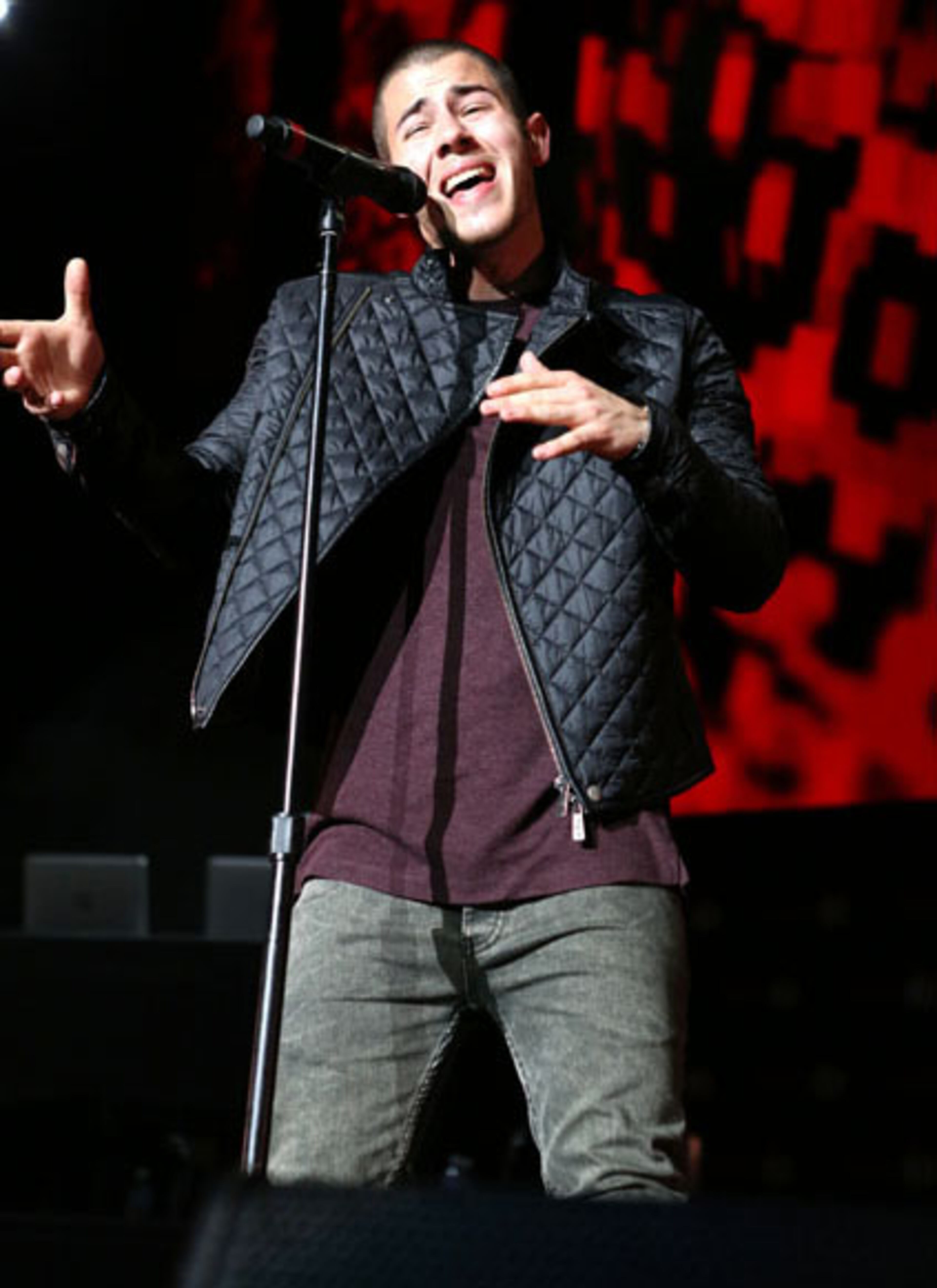 Power 96.1's annual Jingle Ball concert took place at sold out Philips Arena on Thursday, December 17, 2015. Fans were treated to sets from Justin Bieber, Nick Jonas, Shawn Mendes, Fifth Harmony, The Chainsmokers, DNCE, Hailee Steinfeld and Charlie Puth. Robb D. Cohen /RobbsPhotos.com