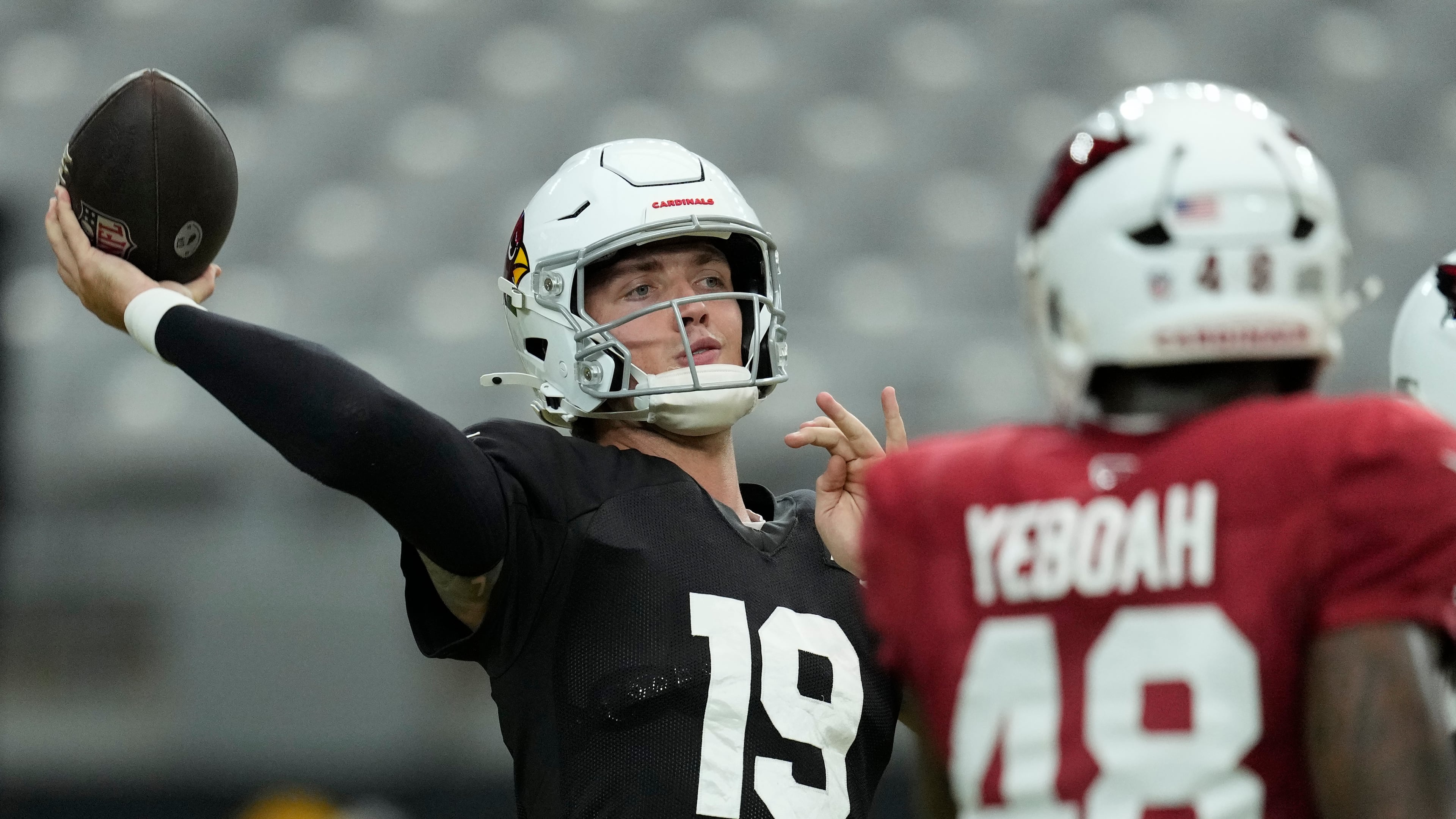 Arizona Cardinals quarterback Carson Beck throws during practice at the NFL football team's training camp, Sunday, Aug. 2, 2026, in Glendale, Ariz. (AP Photo/Ross D. Franklin)