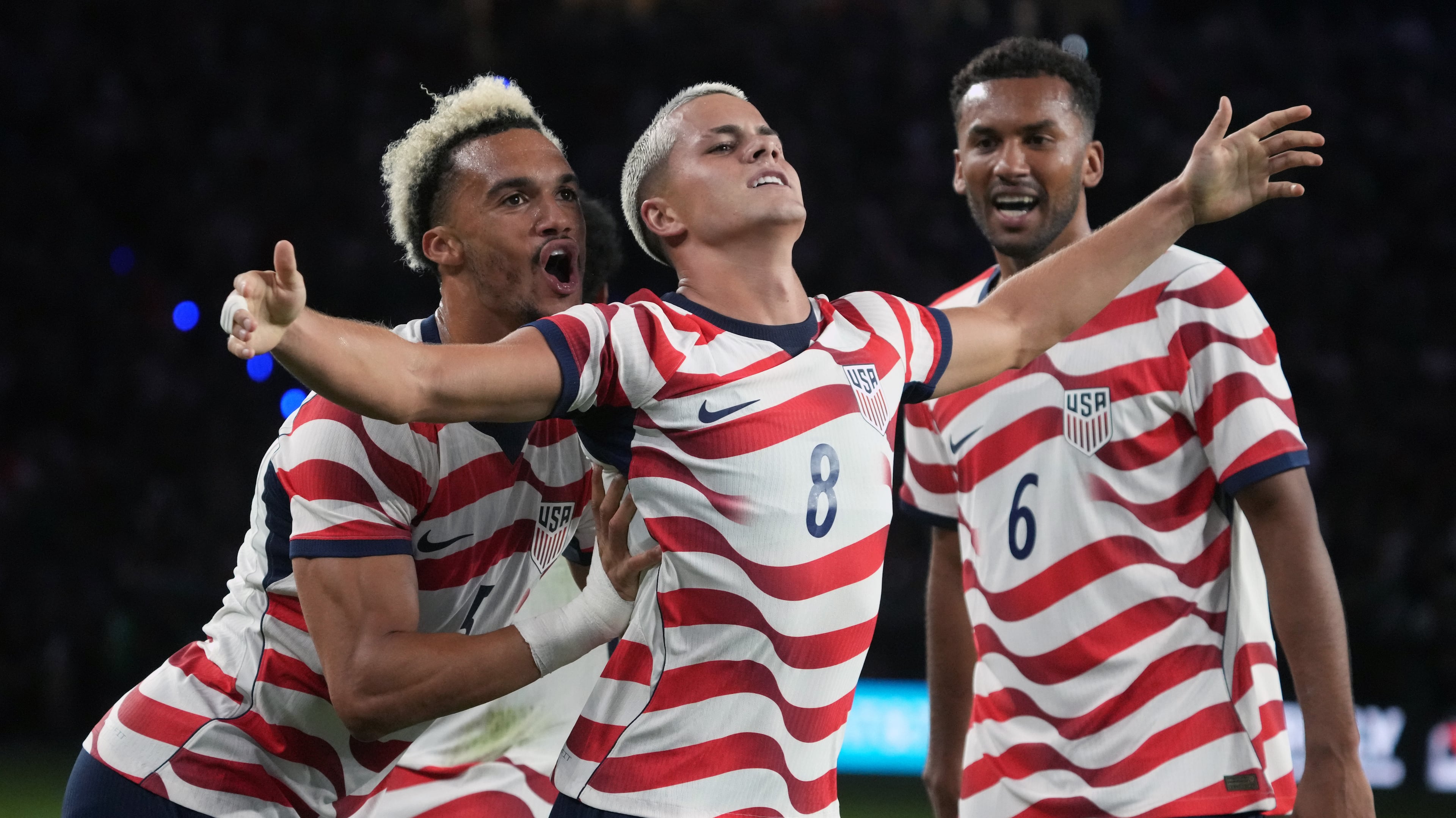 U.S. forward Cavan Suulivan celebrates after scoring against Mexico in the second half of an international friendly soccer match in Glendale, Ariz., Saturday, Oct. 3, 2026. (AP Photo/Rick Scuteri)