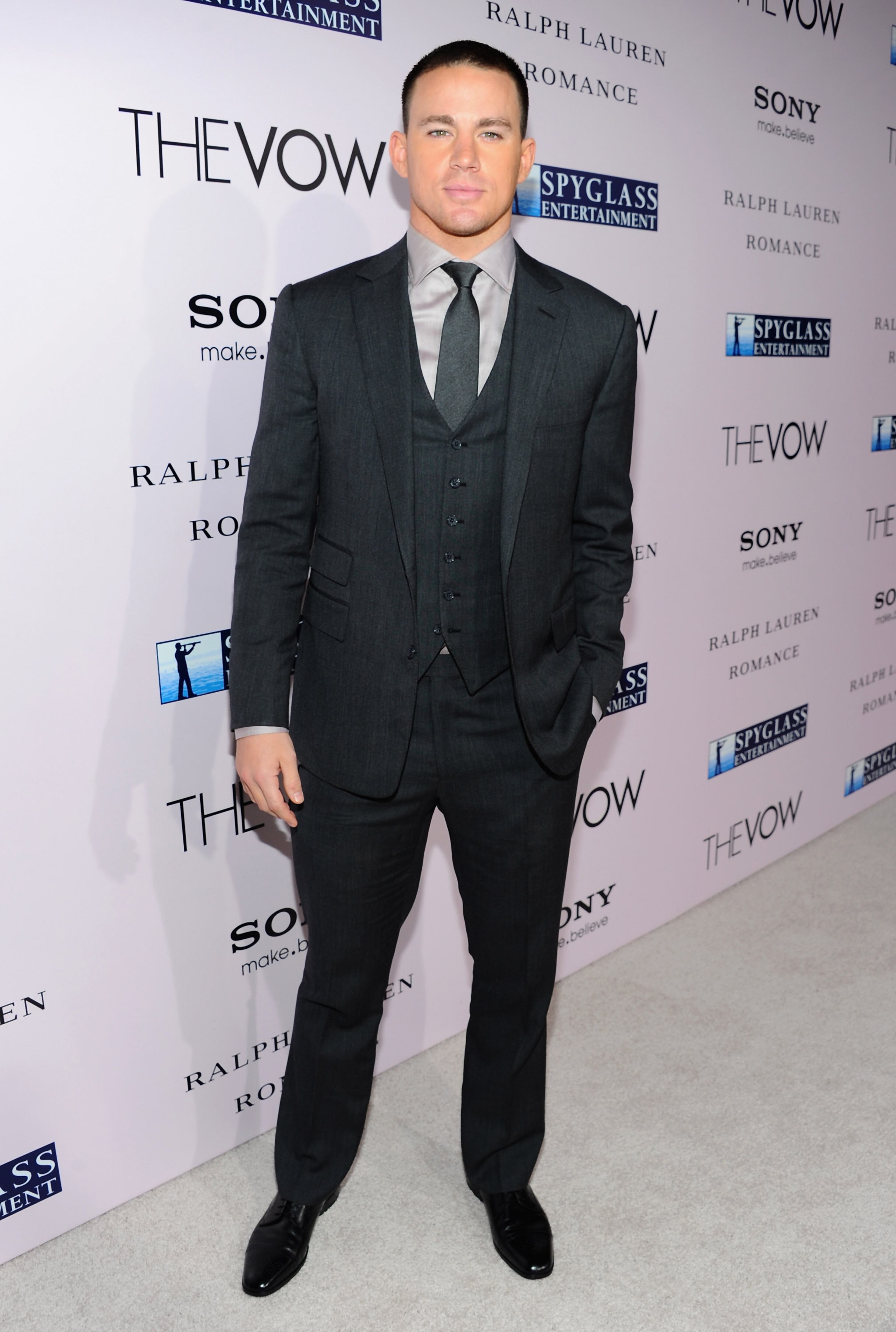 HOLLYWOOD, CA - FEBRUARY 06: Actor Channing Tatum attends the premiere of Sony Pictures' 'The Vow' at Grauman's Chinese Theatre on February 6, 2012 in Hollywood, California. (Photo by Alberto E. Rodriguez/Getty Images)