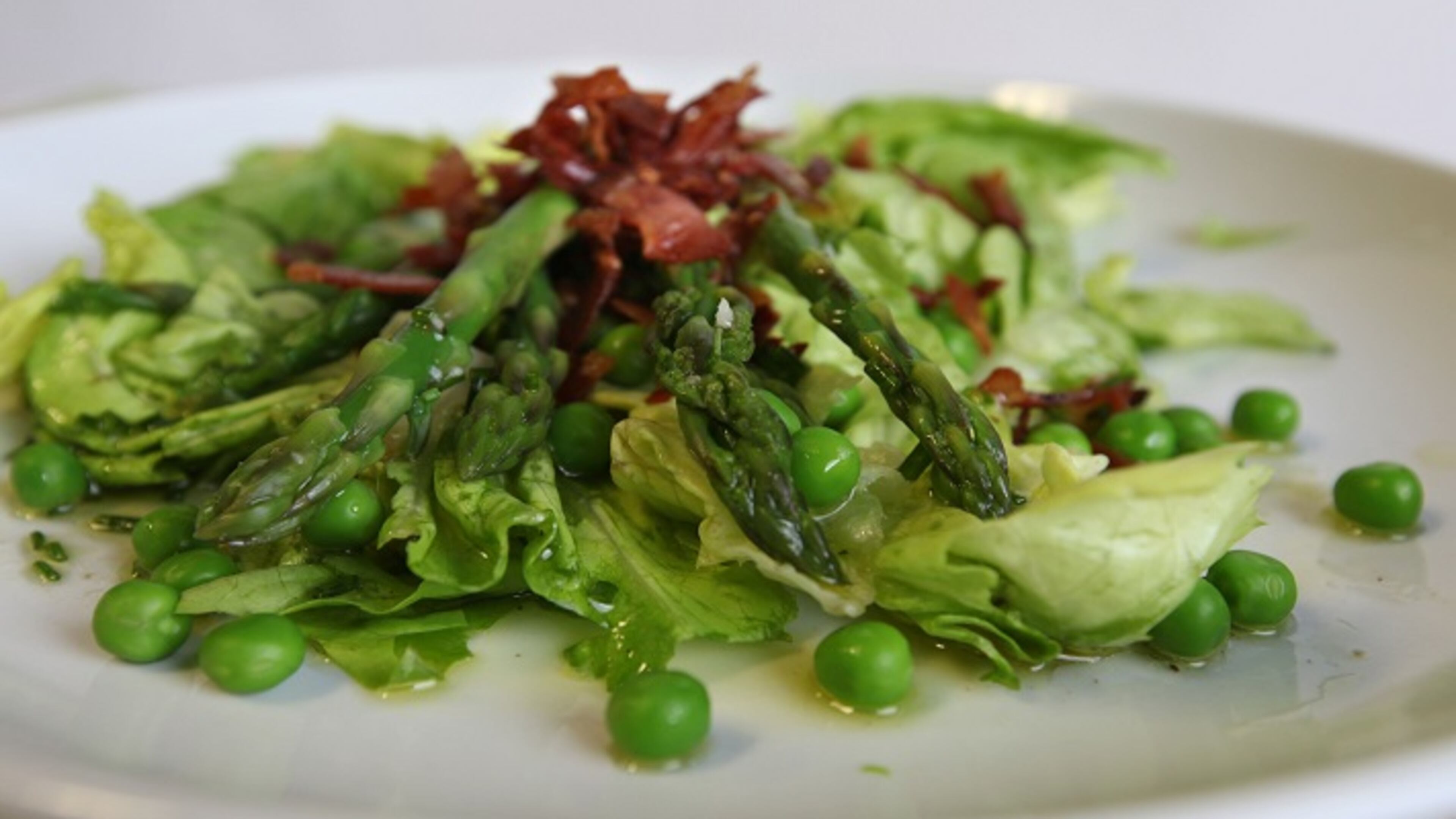 Asparagus salad, with peas and crisp prociutto, in an April 2012 file image. (Jessica J. Trevino/Detroit Free Press/TNS)