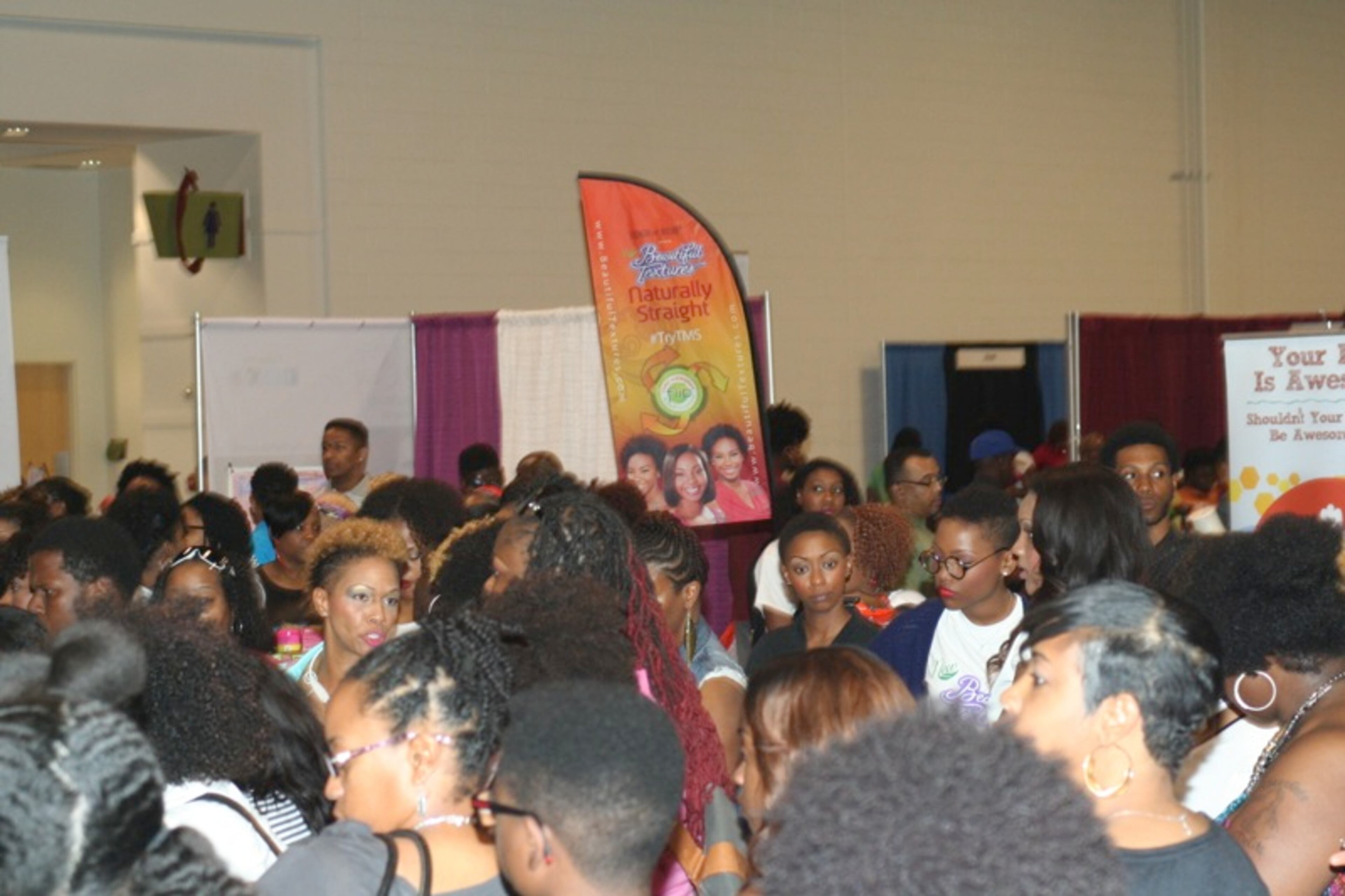 Chrisette Michele had a large crowd to see her.