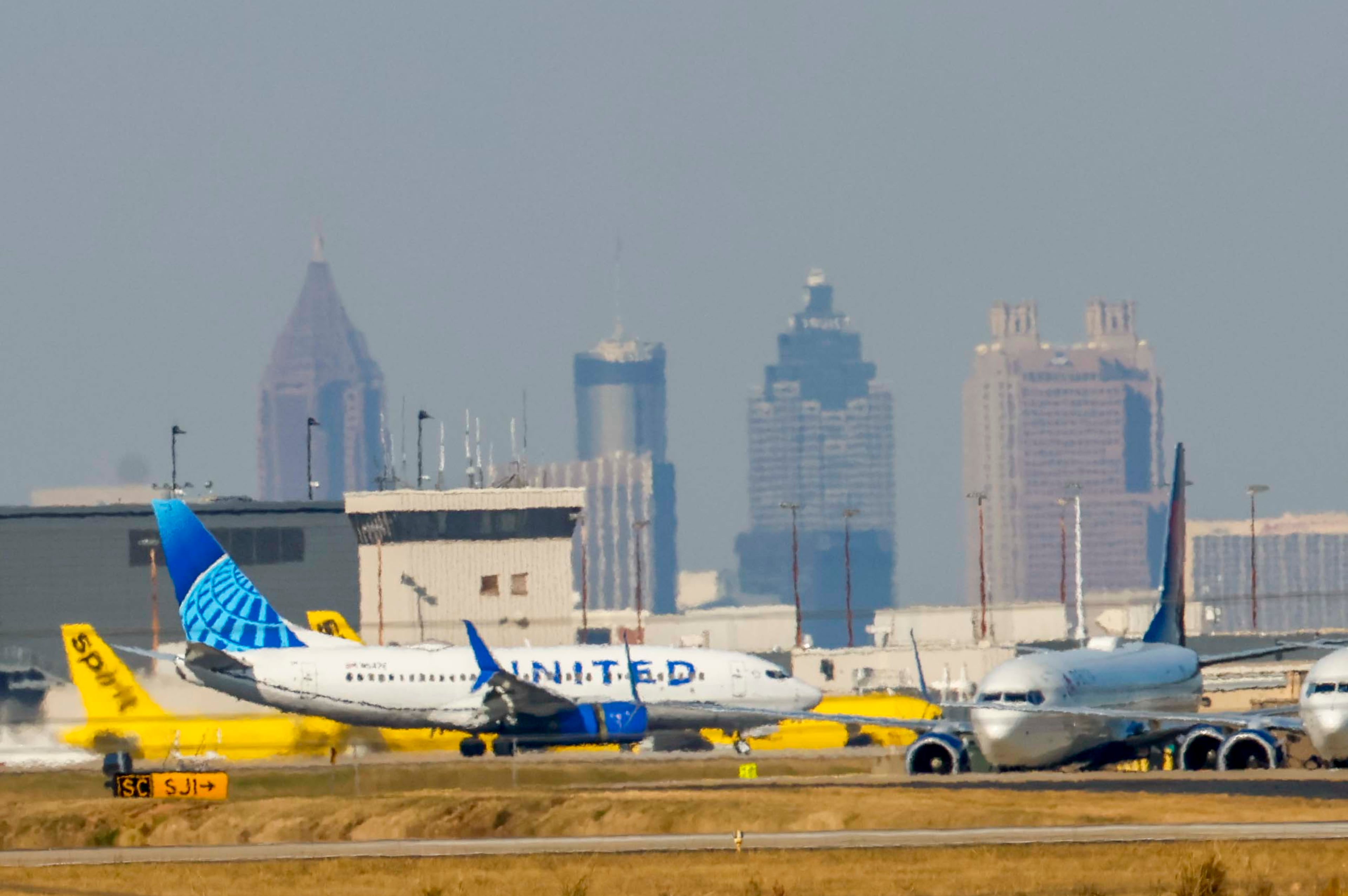 Atlanta among airports where FAA will cut flights due to shutdown