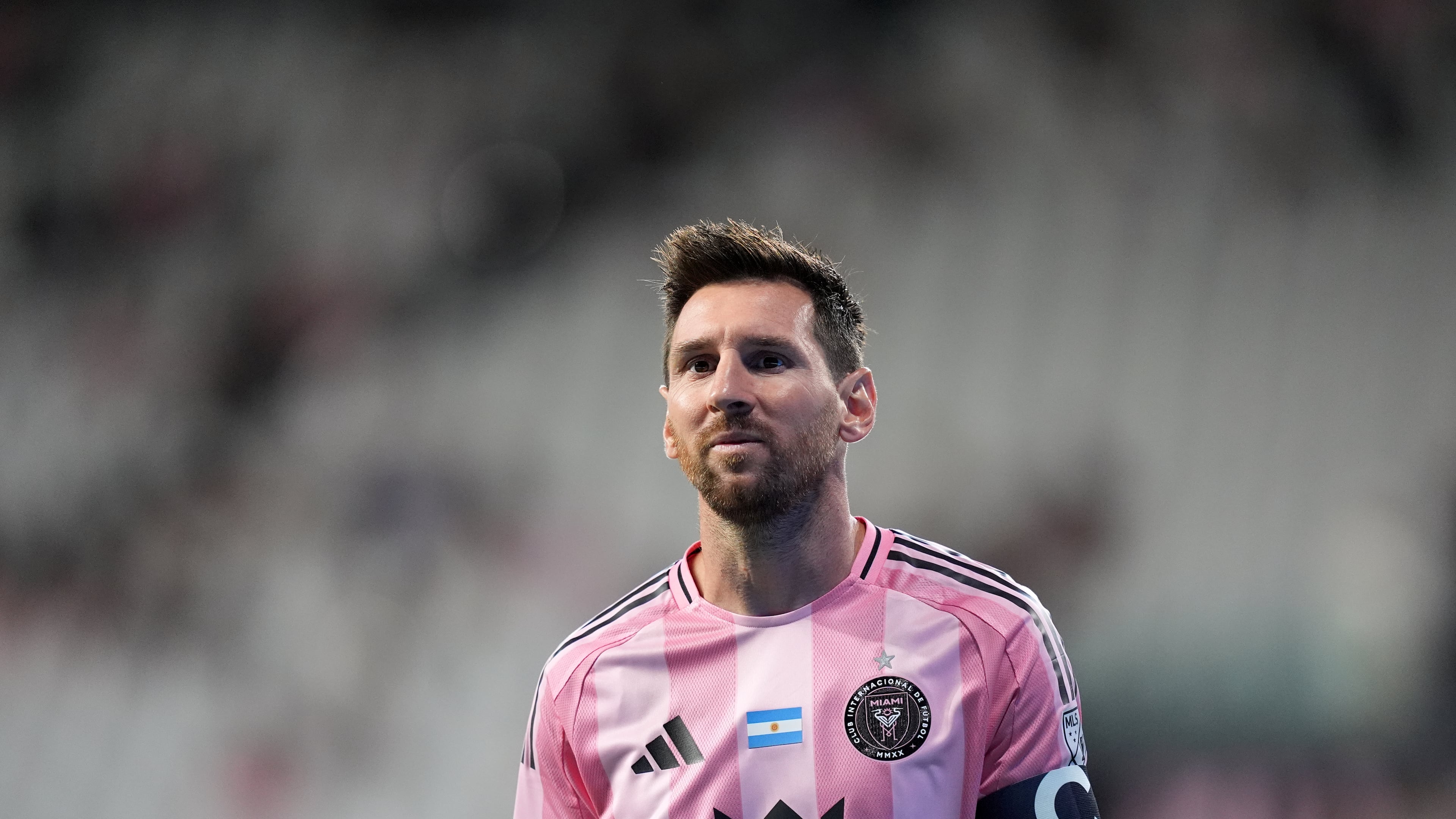 Inter Miami forward Lionel Messi (10) walks to the corner of the field to take a corner kick during the second half of an MLS soccer match against Philadelphia Union, Sunday, May 24, 2026, in Miami. (AP Photo/Rebecca Blackwell)