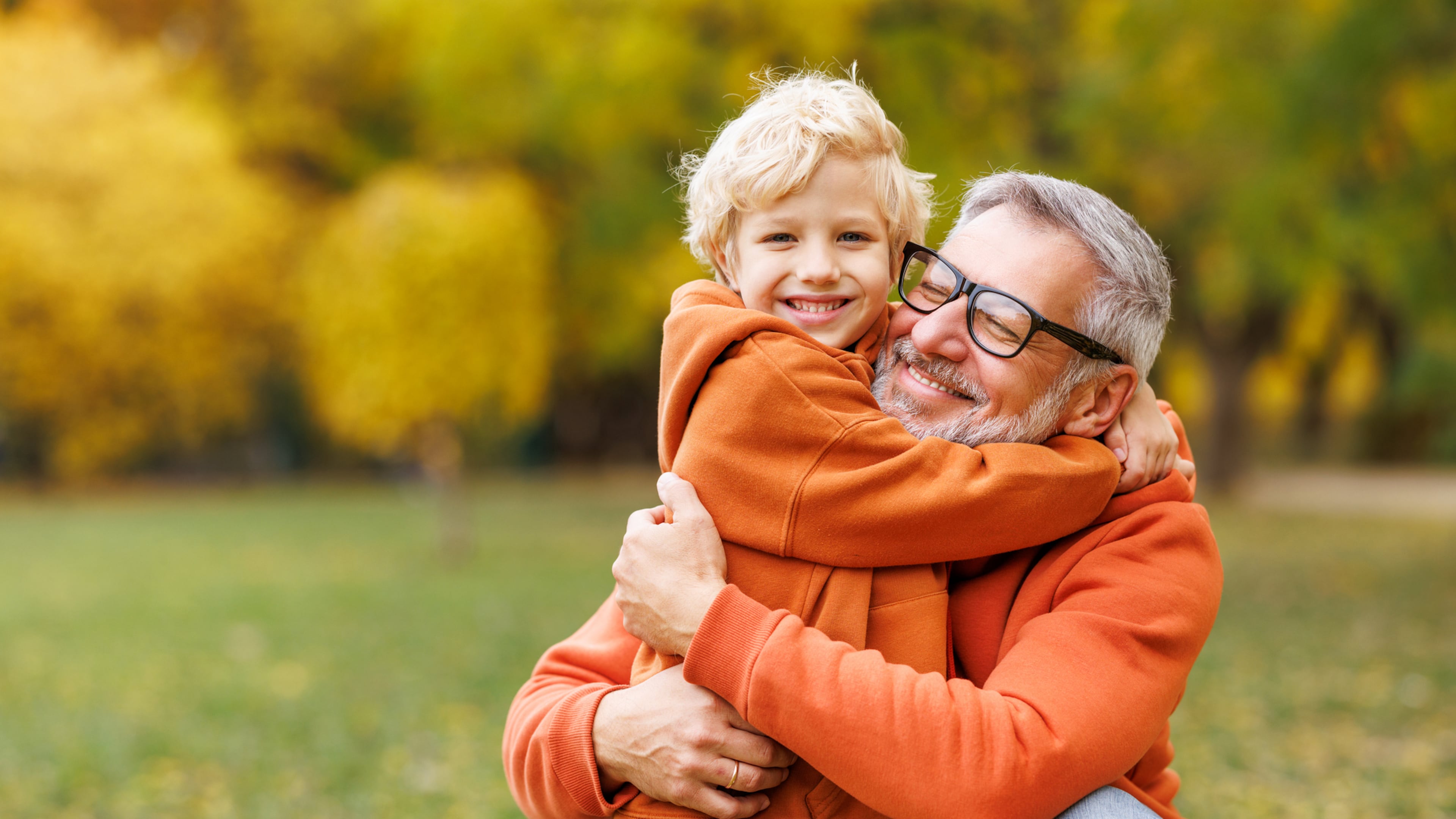 This isn't a photo of Corey Ryan Forrester and his toddler, but if it were, the kid definitely would not be wearing a Tim Tebow jersey. (Getty Images/iStockphoto)