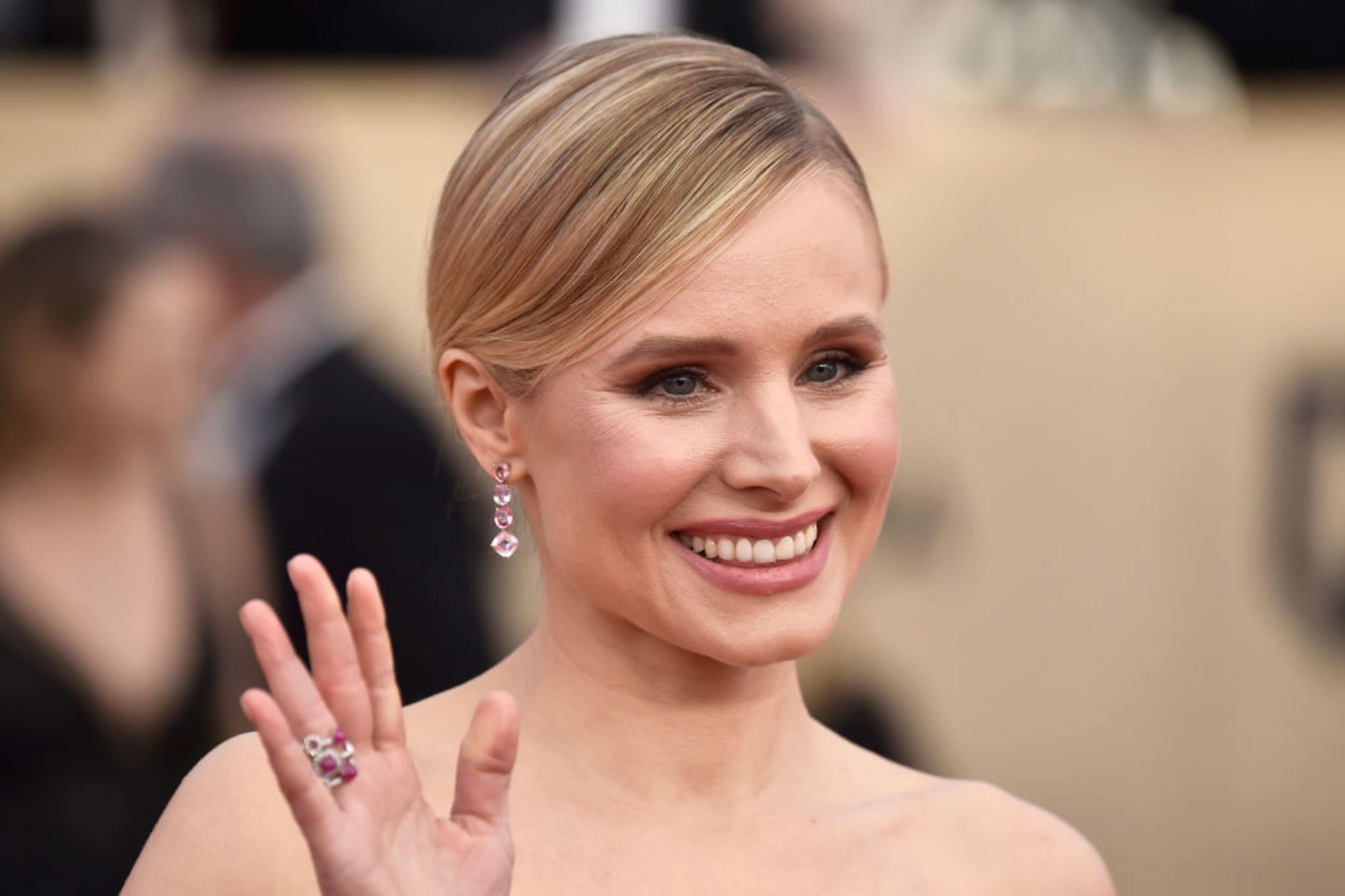 LOS ANGELES, CA - JANUARY 21: Host Kristen Bell attends the 24th Annual Screen Actors Guild Awards at The Shrine Auditorium on January 21, 2018 in Los Angeles, California. (Photo by Frazer Harrison/Getty Images)
