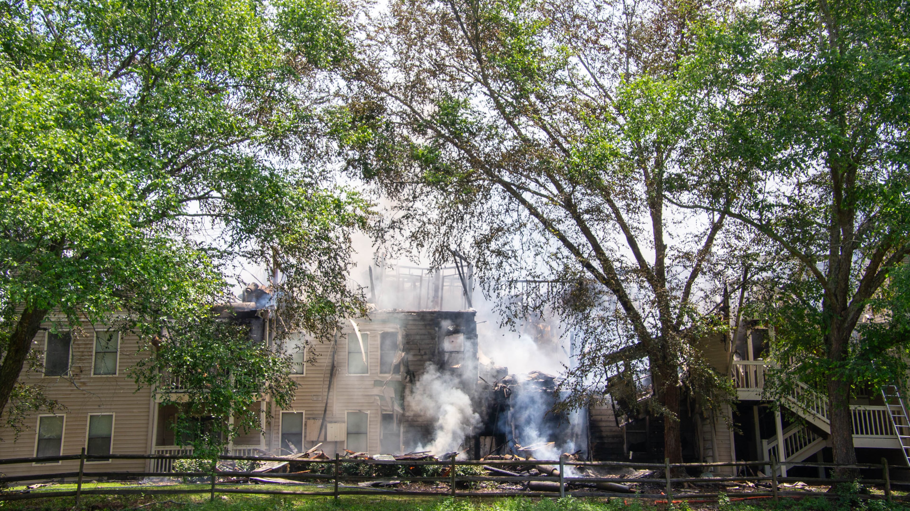 A fire broke out at an apartment complex in Sandy Springs on Wednesday, displacing 40 residents.
