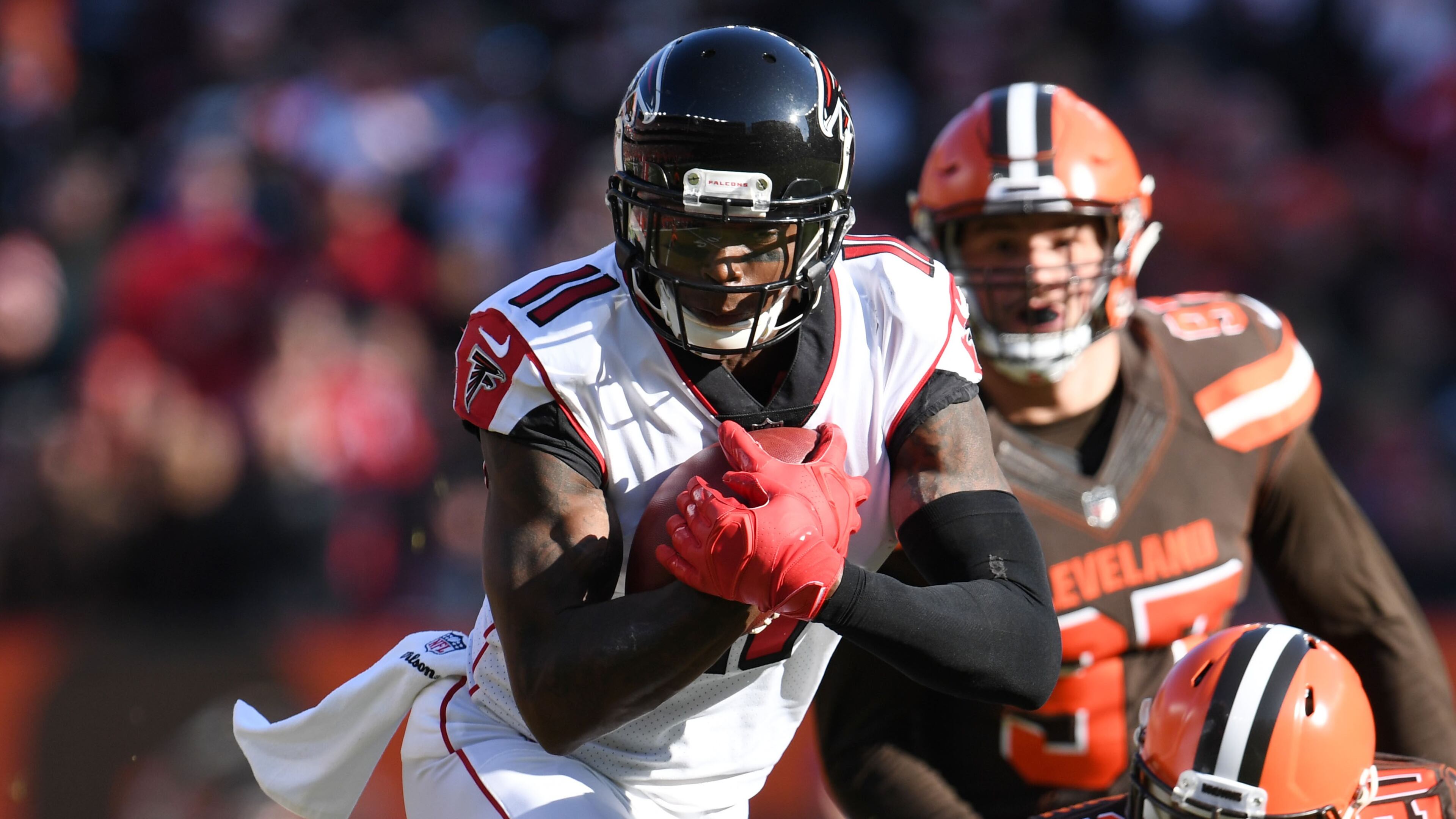Falcons wide receiver Julio Jones left Atlanta right after Sunday’s game against the Dallas Cowboys for what was described as “a family emergency.”