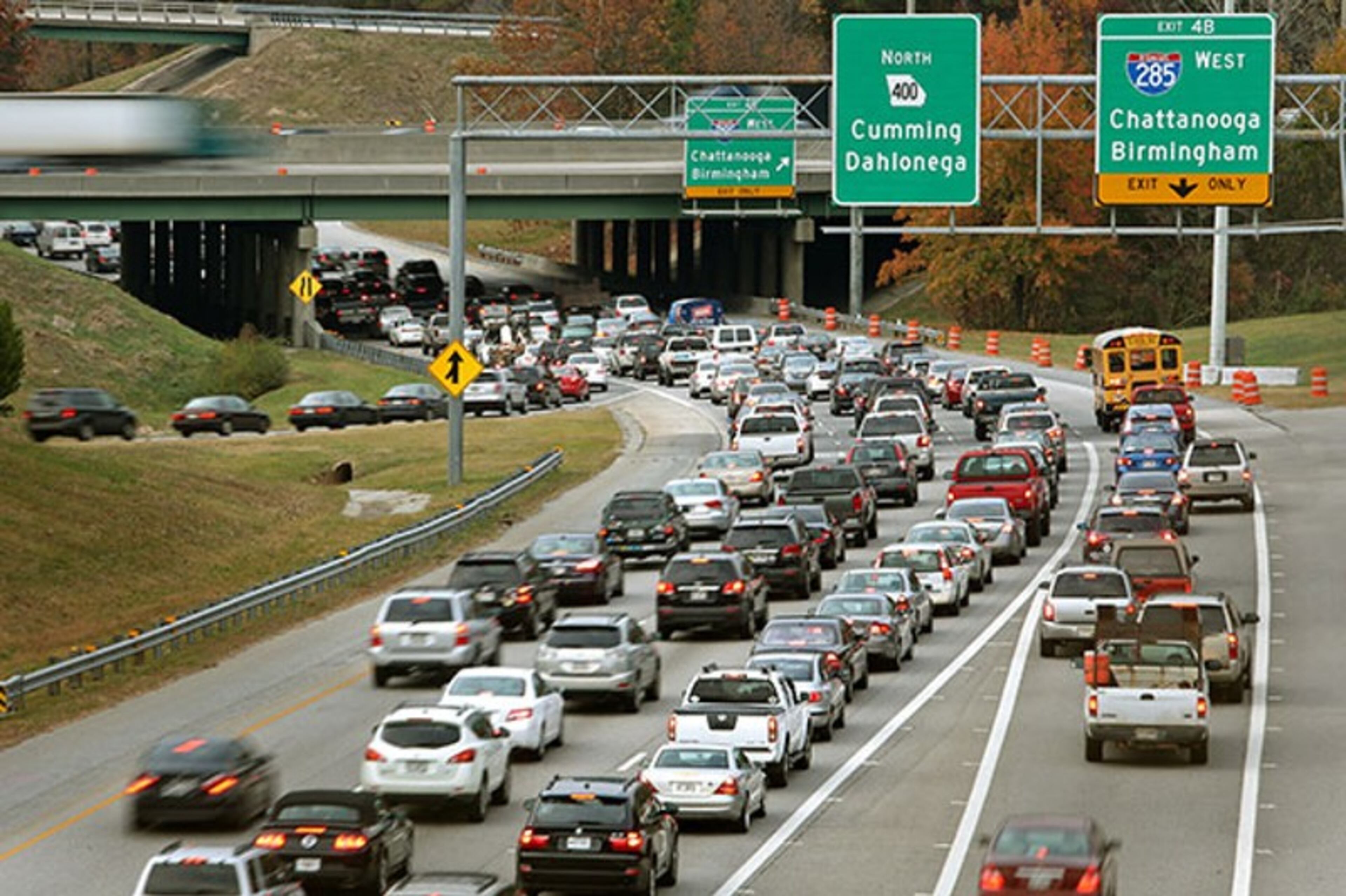 Overnight lane closures are planned along Ga. 400 in the Sandy Springs area as part of the upcoming reconstruction of its interchange with I-285. AJC FILE