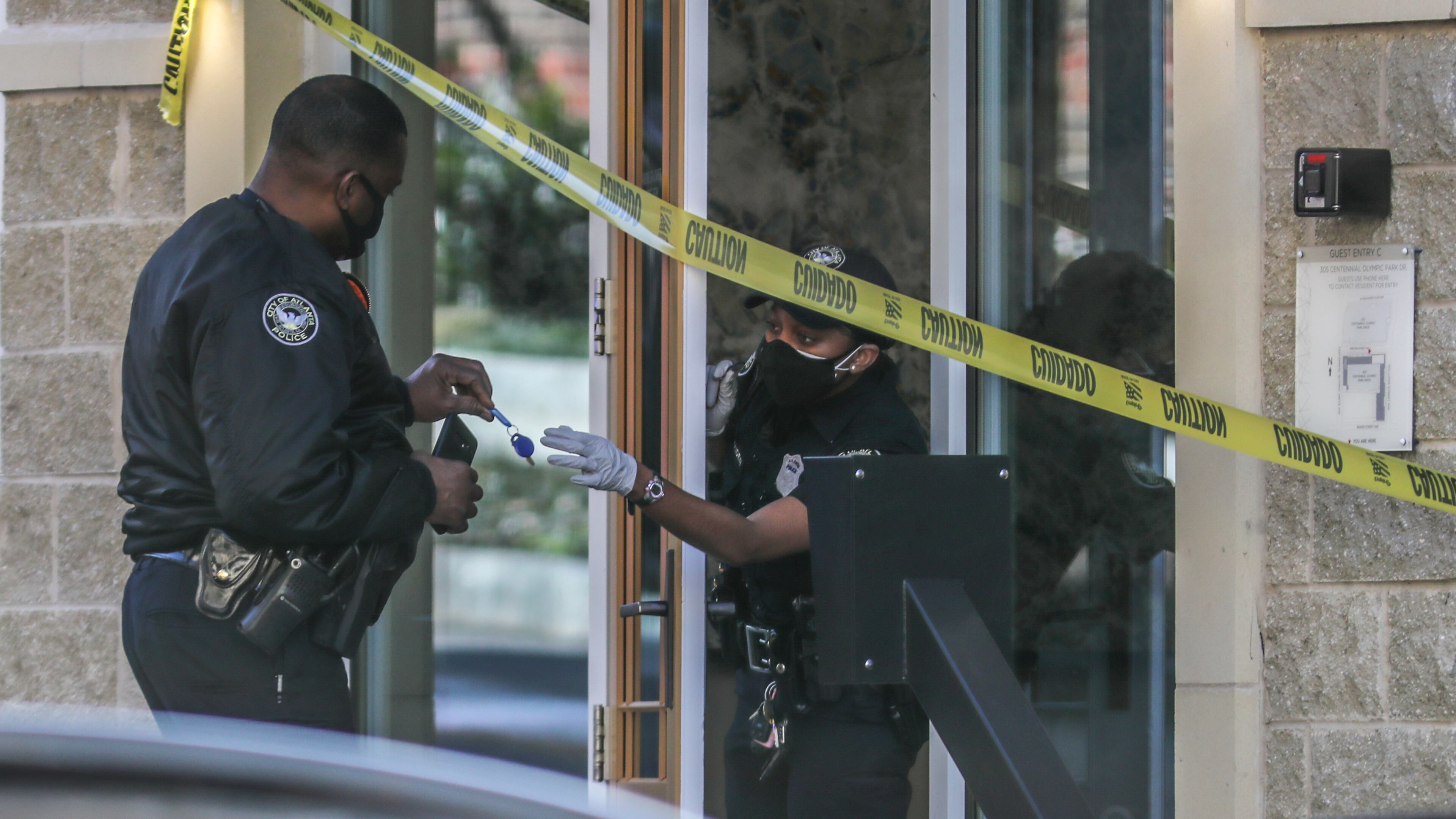March 8, 2021 Atlanta: A shooting at a downtown Atlanta apartment complex Monday morning, March 8, 2021 sent two men to a hospital and left a hallway covered in blood. A resident of the MAA Centennial Park Apartments on Centennial Olympic Park Drive described a gruesome scene with blood splattered along the walls and floor. Two men were taken to a hospital shortly after 9 a.m. for treatment of “multiple gunshot wounds,” according to Atlanta police. They were expected to survive. The resident, who asked not to be identified, said he heard a man screaming after gunshots rang out. He said he has noticed an uptick in crime in recent months, culminating with 13 shootings in Atlanta this past weekend and 12 the weekend before. “It’s Atlanta, man,” he said. “You’ve just got to get used to the times. APD’s gotta step up, but till that happens, nothing is going to change.” According to a police spokesman, investigators believe the shooting was the result of a dispute inside one of the apartments. No other details were released. “Investigators are working to determine the circumstances surrounding the incident,” Officer Anthony Grant said in an emailed statement. (John Spink / John.Spink@ajc.com)