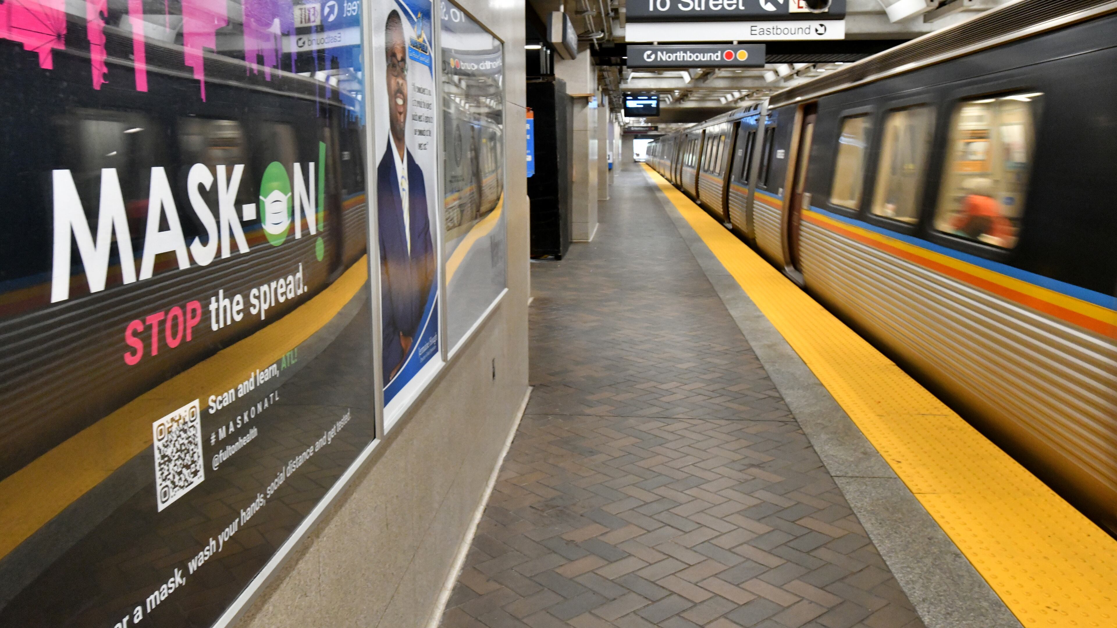 MARTA plans to pay front-line and unionized employees an extra $3,500 for working through the coronavirus pandemic. (Hyosub Shin / Hyosub.Shin@ajc.com)