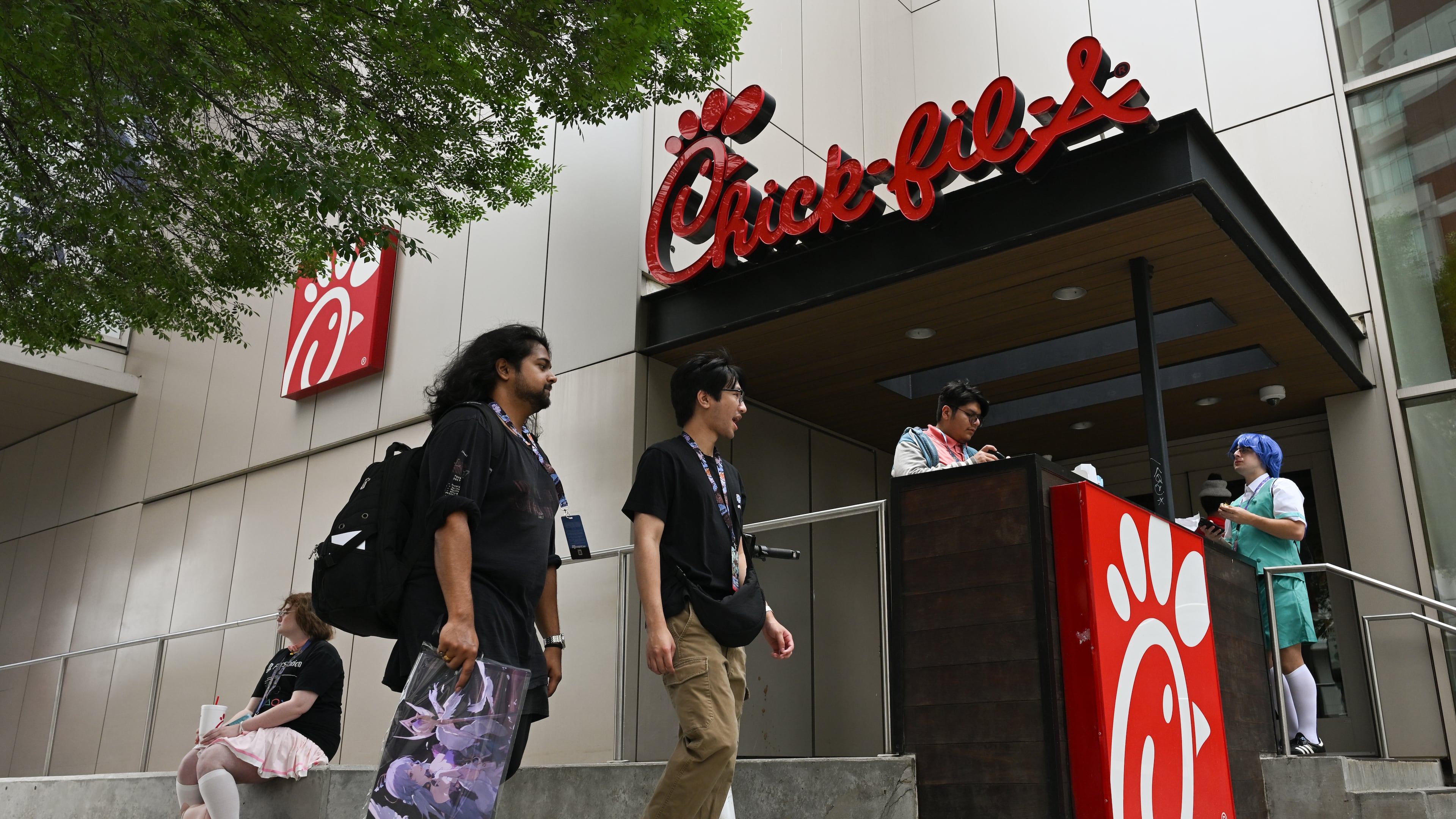 Convention attendees visit an Atlanta Chick-fil-A on Friday, May 22, 2026. Jersey Mike's knocked the College Park-based chain from No. 1 in the American Customer Satisfaction Index after Chick-fil-A topped the survey for 11 years. (Tyler Sun for the AJC)