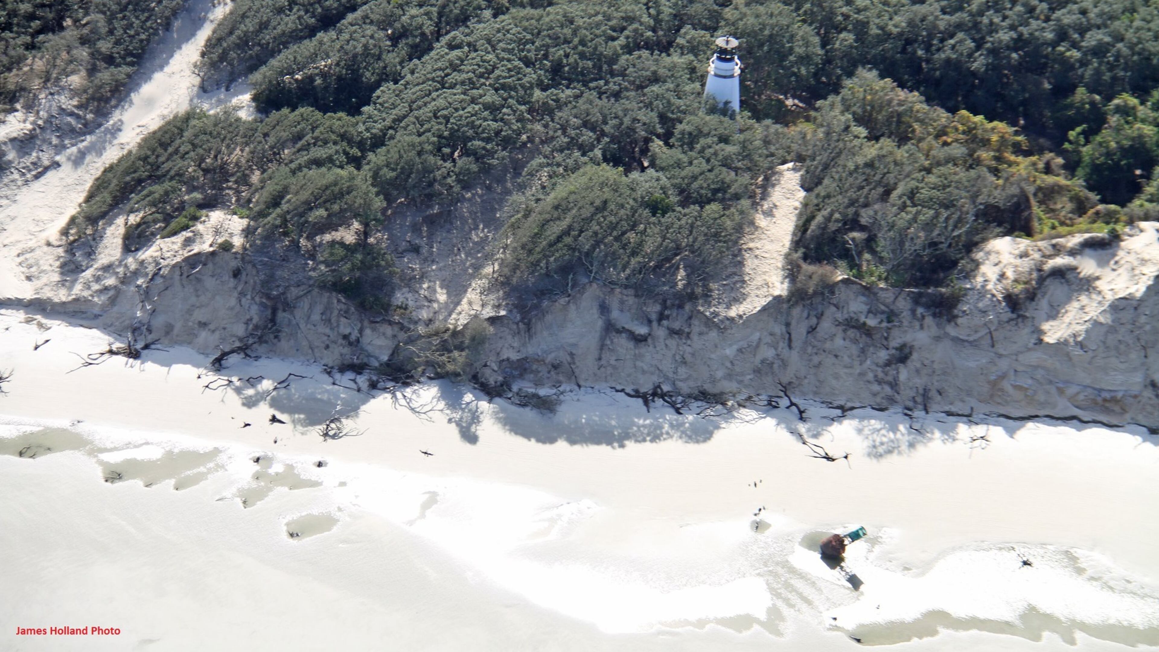 Large chunks of beach on the north tip of Little Cumberland Island have eroded, threatening to topple the island’s nearly 200-year-old lighthouse and plunge it into the Atlantic Ocean.