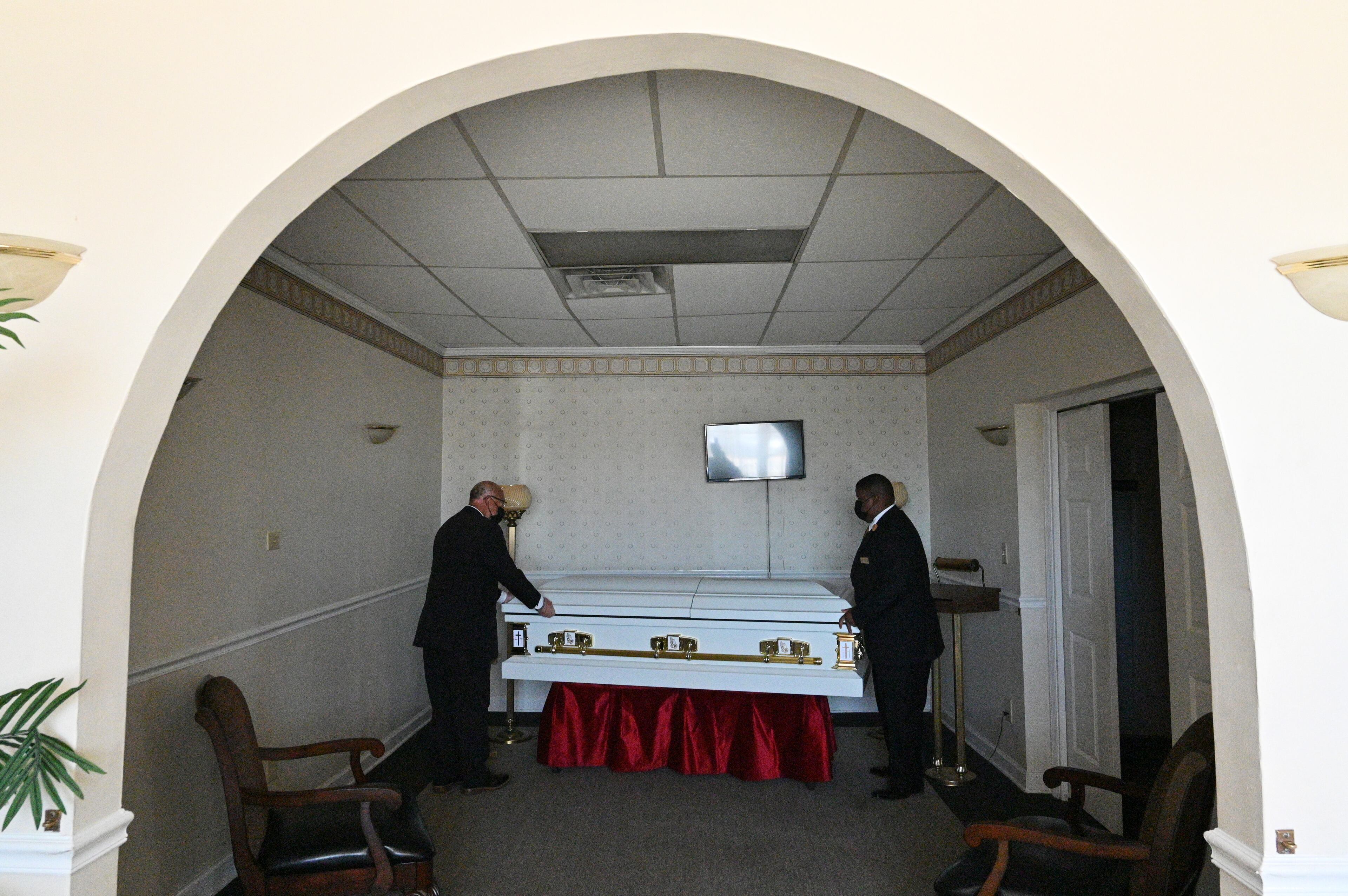 COVID-19 death - Dudley Funeral Home in Dublin