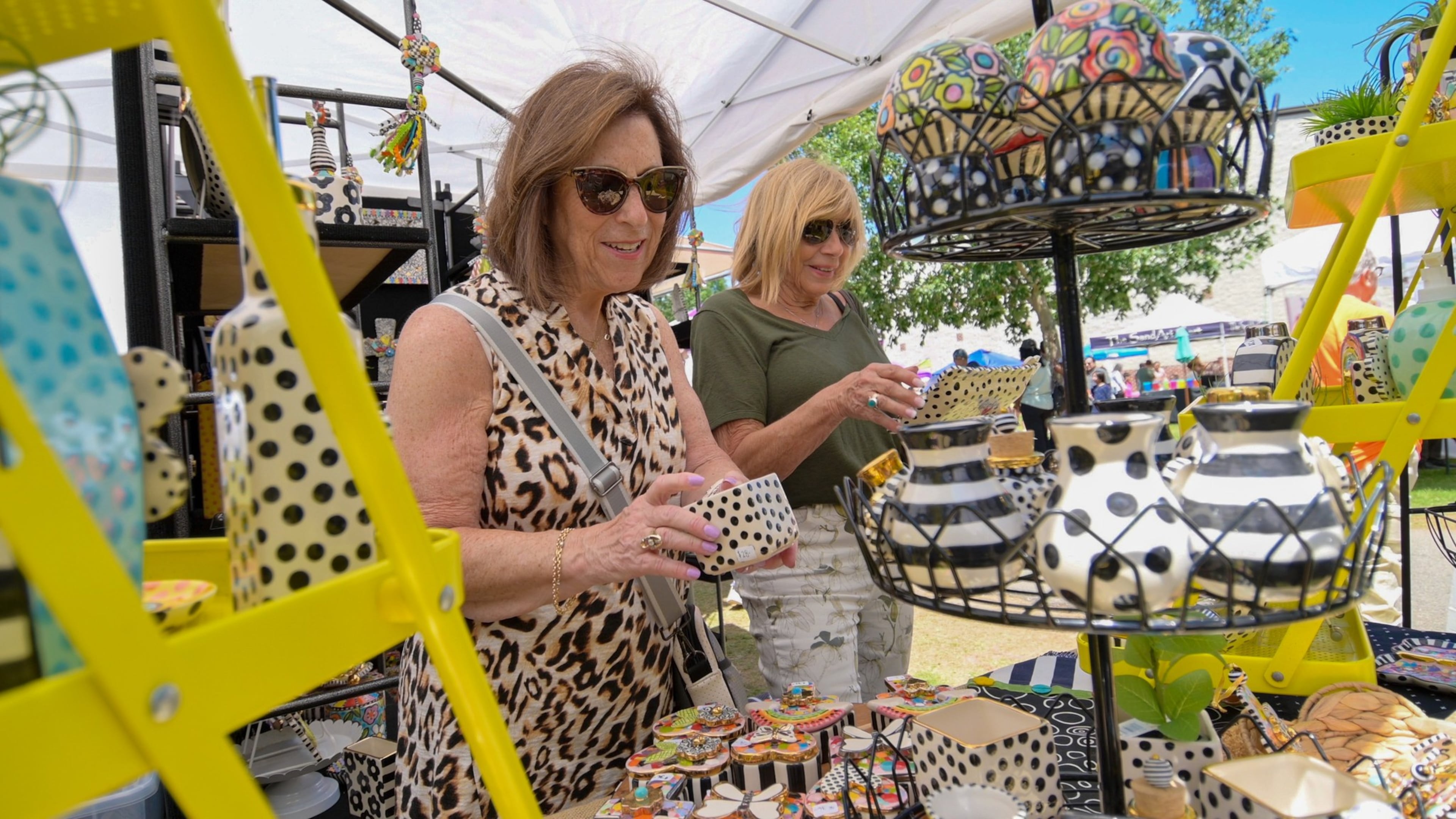 Shop for a wide variety of whimsical art at the Alpharetta Arts Streetfest. (Courtesy of Splash Festivals/Daemon Baizan)