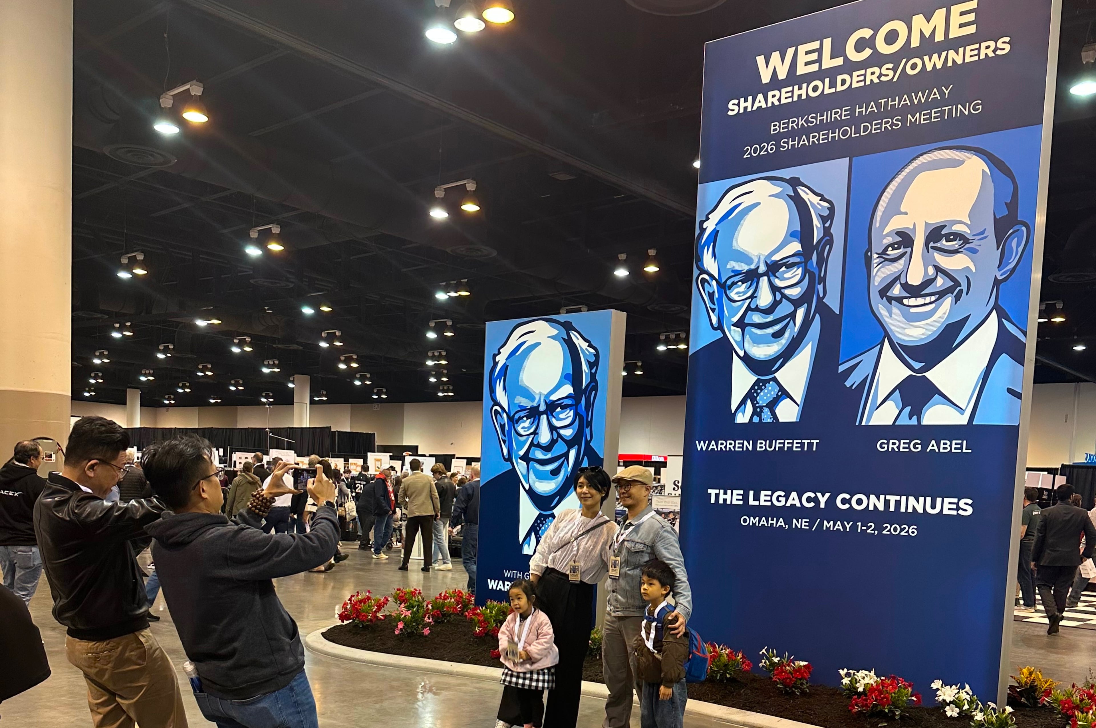 Berkshire Hathaway Shareholders