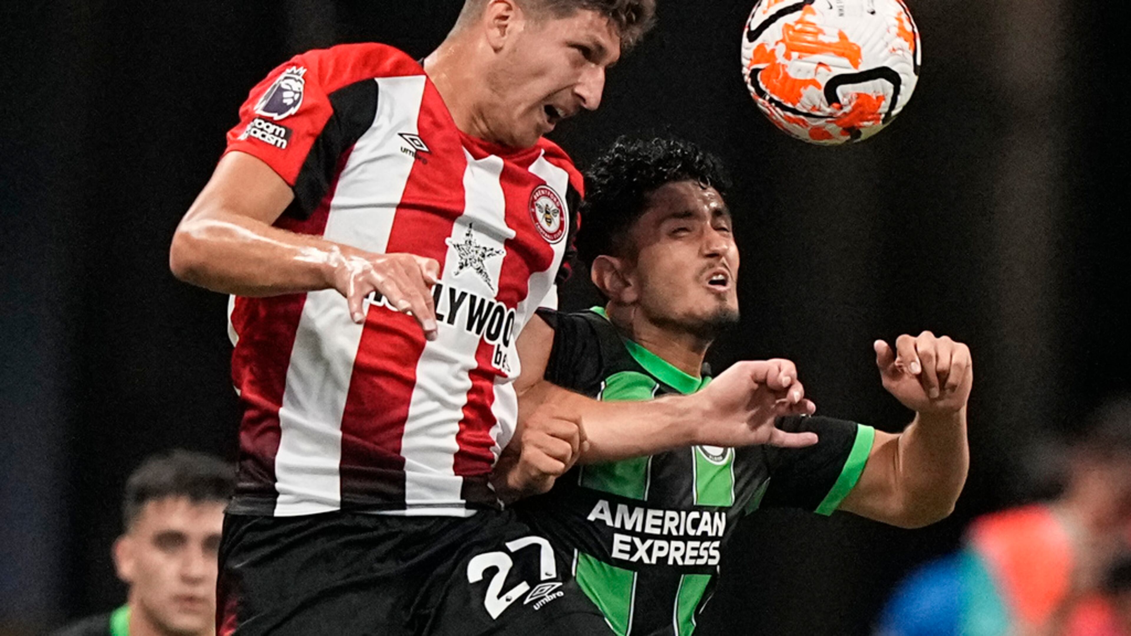 New Atlanta United midfielder Steven Alzate (right), here with Brighton & Hove Albion in a Premier League Summer Series match in Atlanta in 2023, played for Atlanta United manager Ronny Deila with Standard Liege in Belgium. (Brynn Anderson/AP 2023)