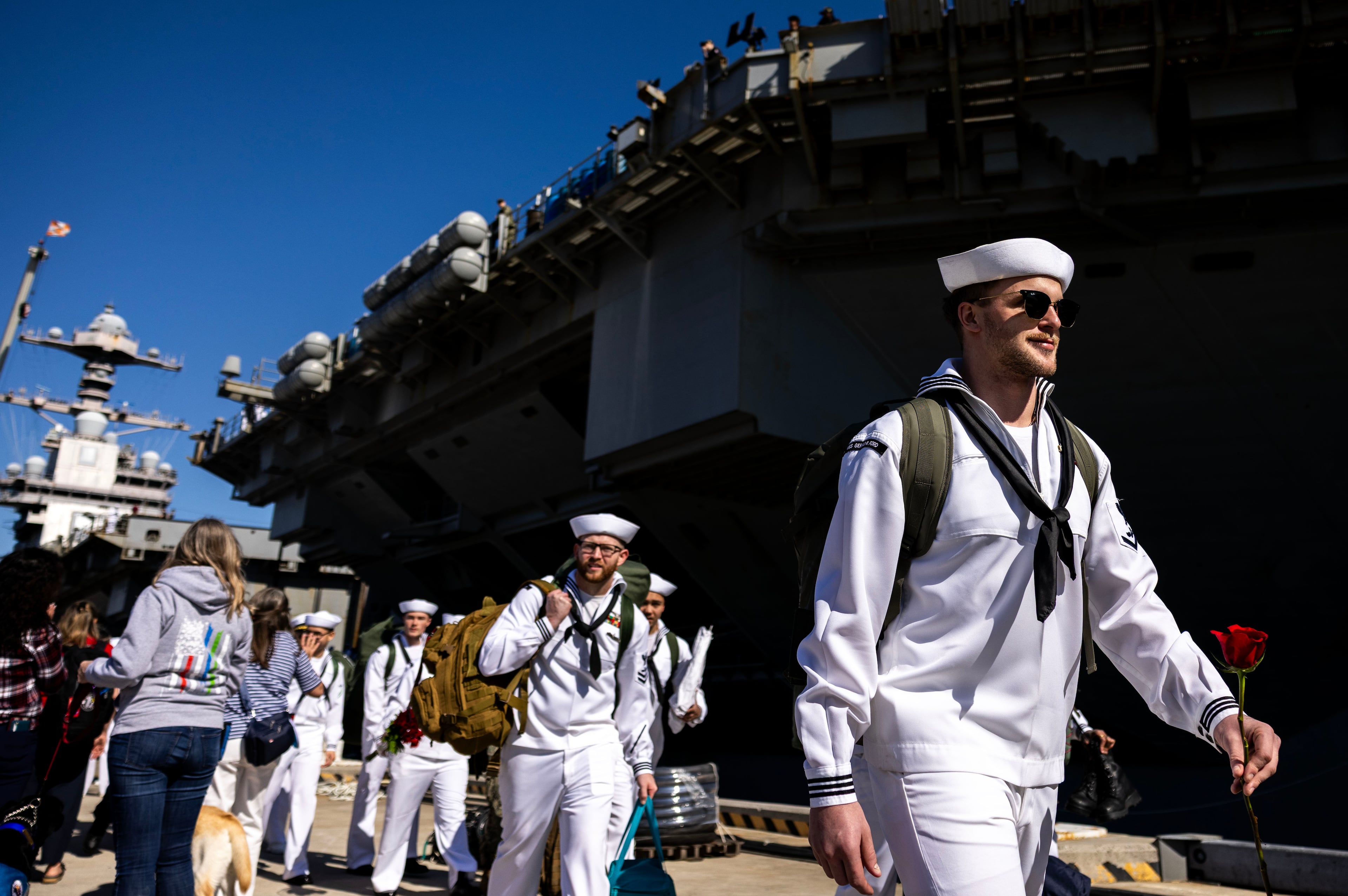 APTOPIX US Military Aircraft Carrier Homecoming