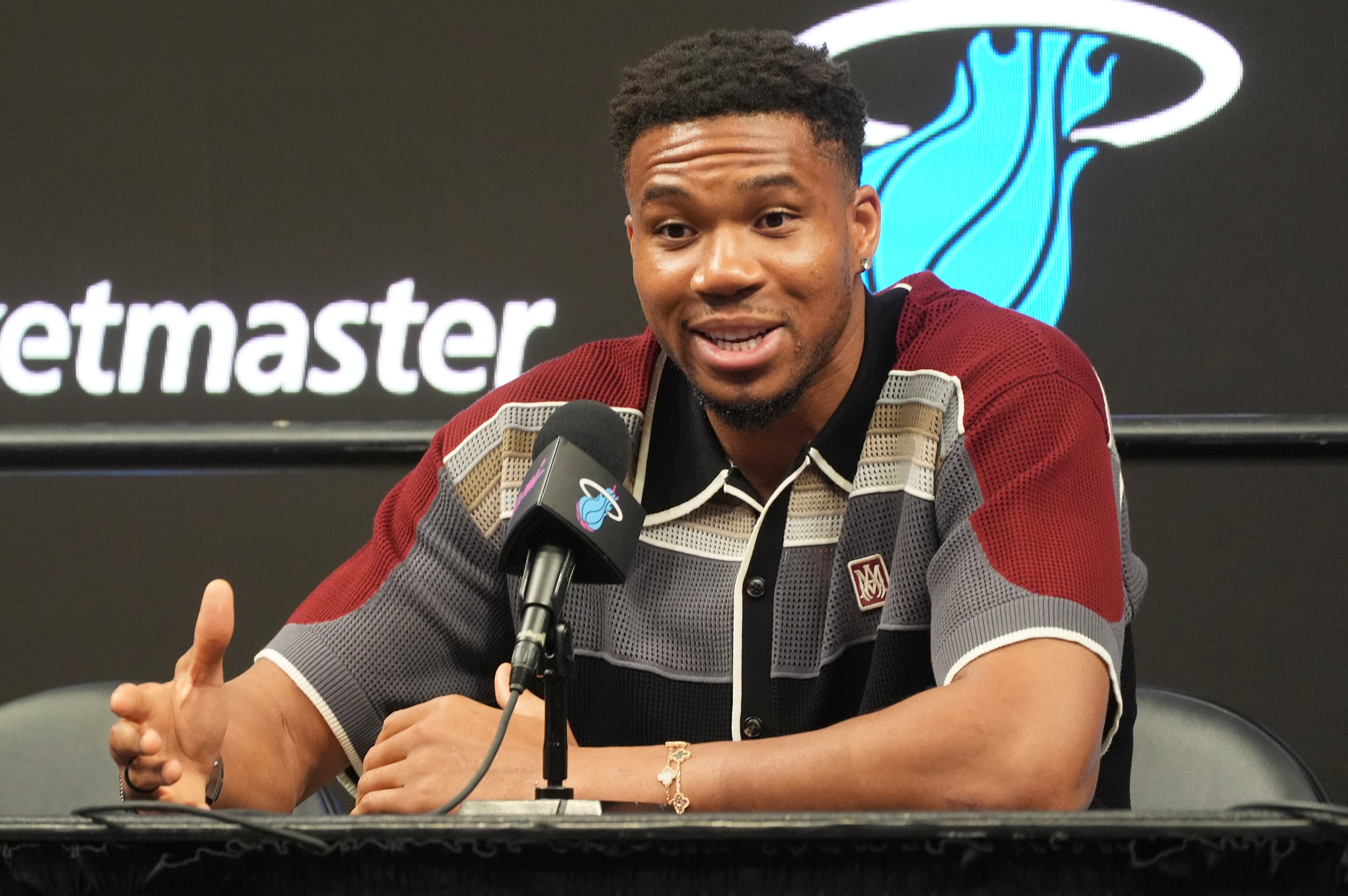 Heat Antetokounmpo Basketball