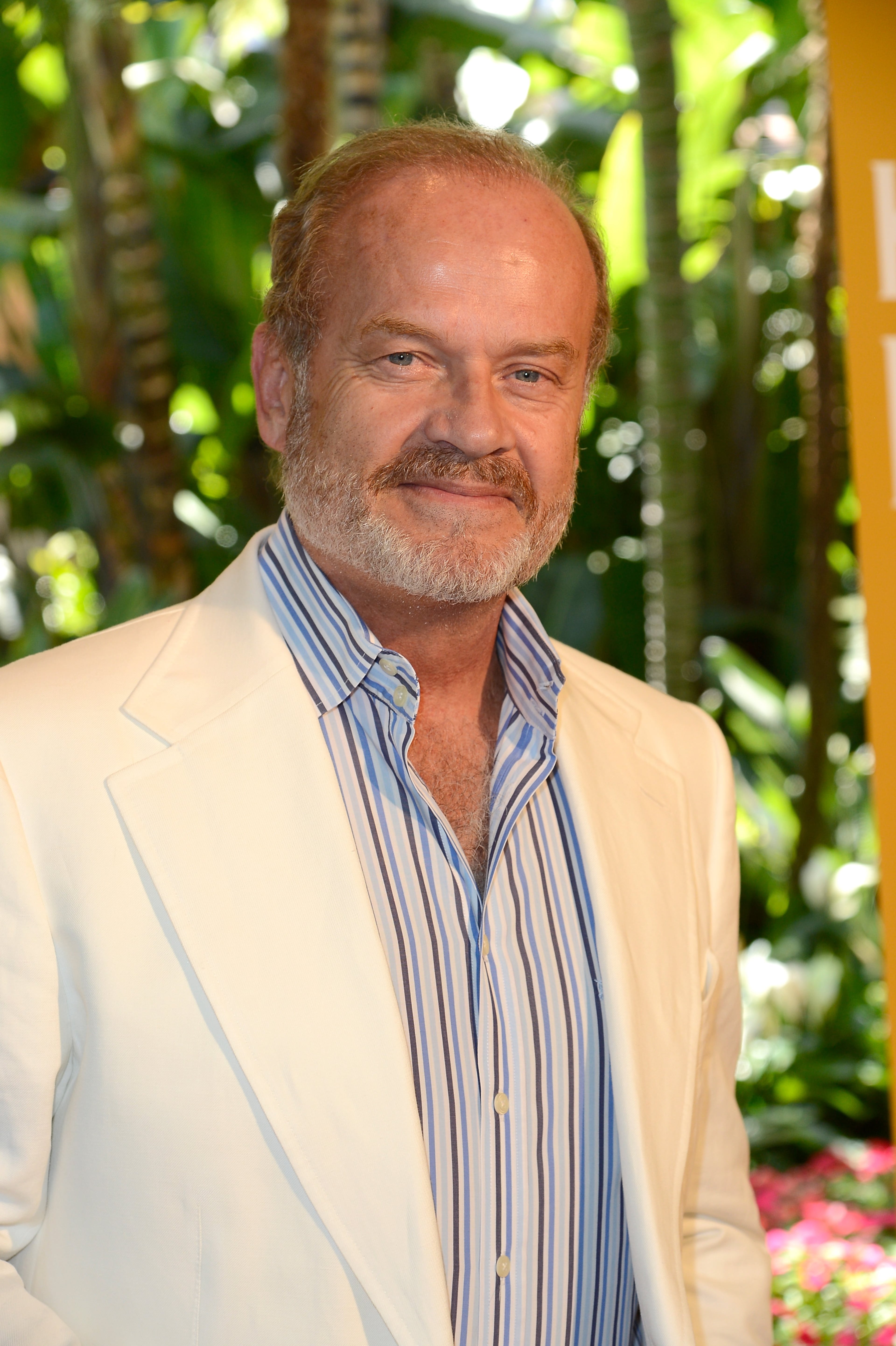 According to Zimbio, actor Kelsey Grammer camped out in alleyways before he was homeless.
