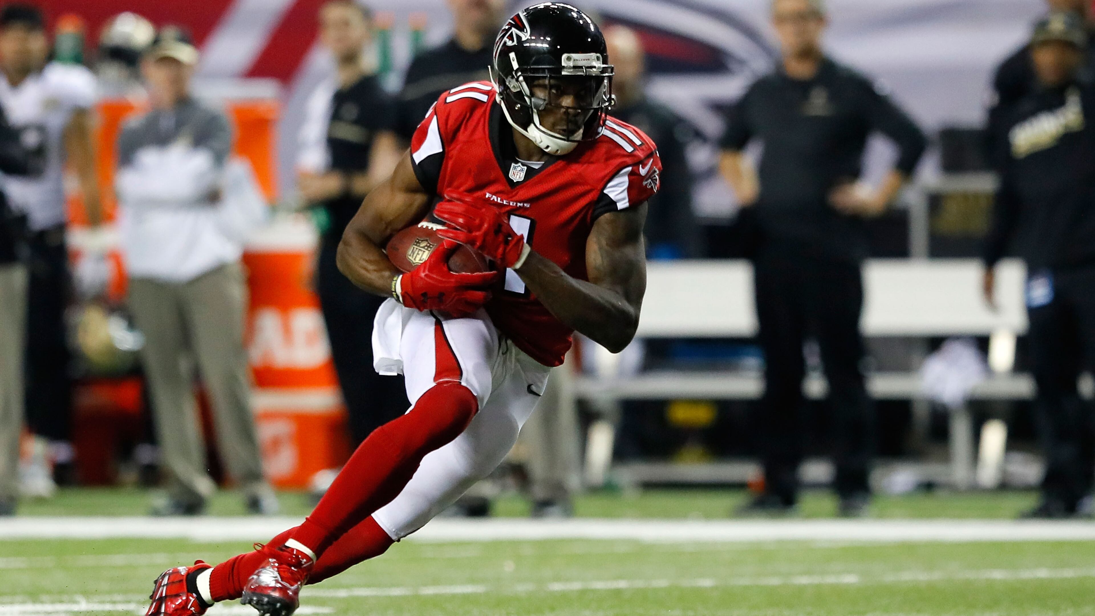 Julio Jones of the Falcons runs after a catch against the New Orleans Saints at the Georgia Dome on Jan. 1. (Photo by Kevin C. Cox/Getty Images)