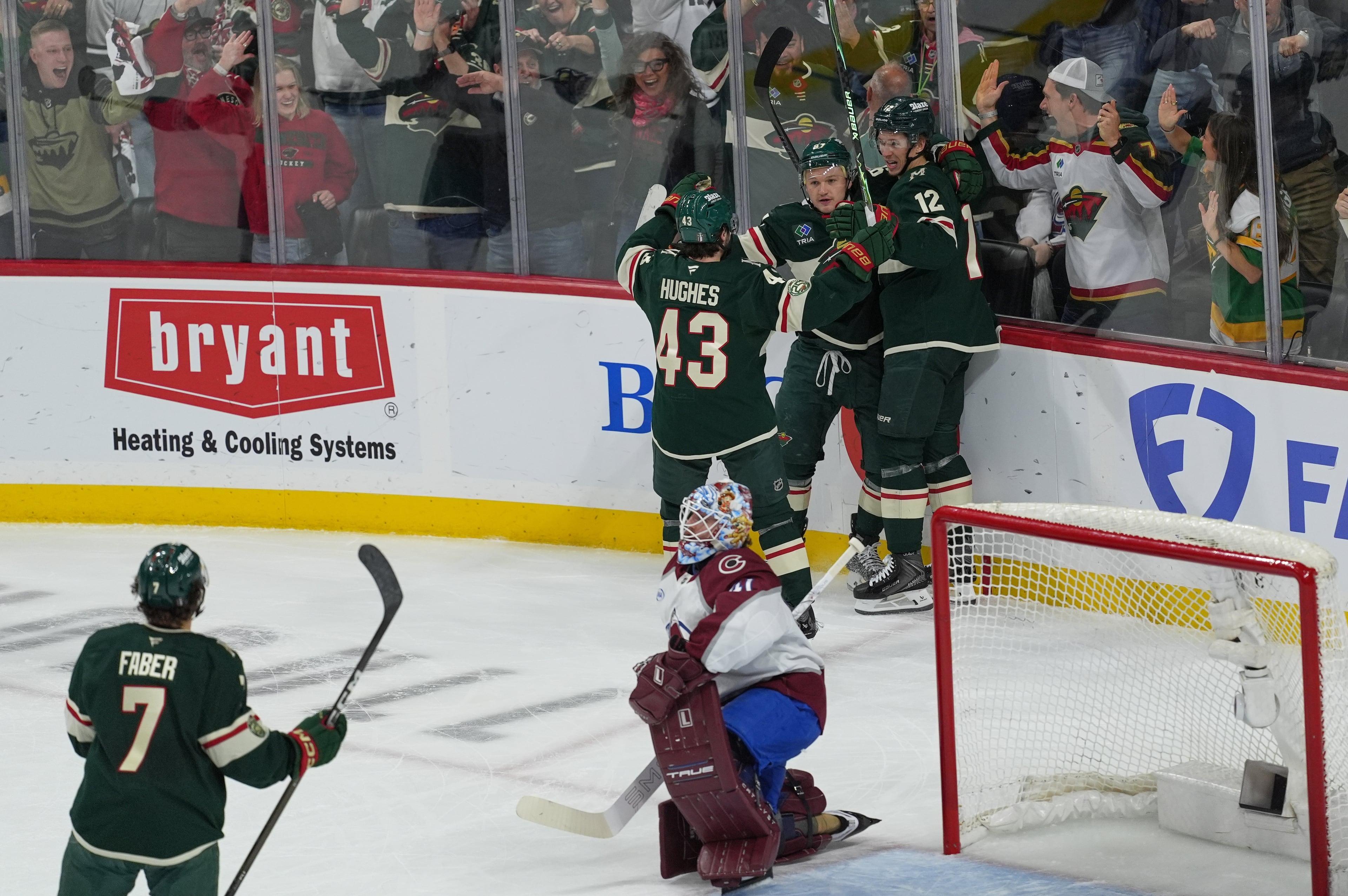 Avalanche Wild Hockey