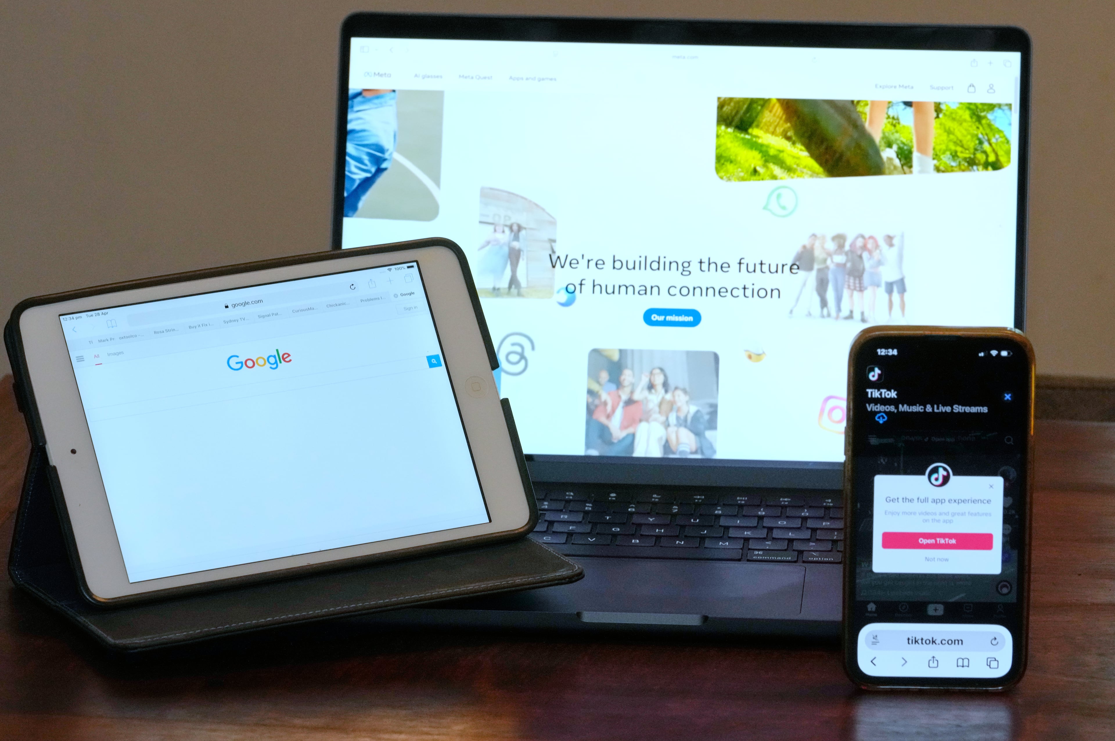 Australia News Charge