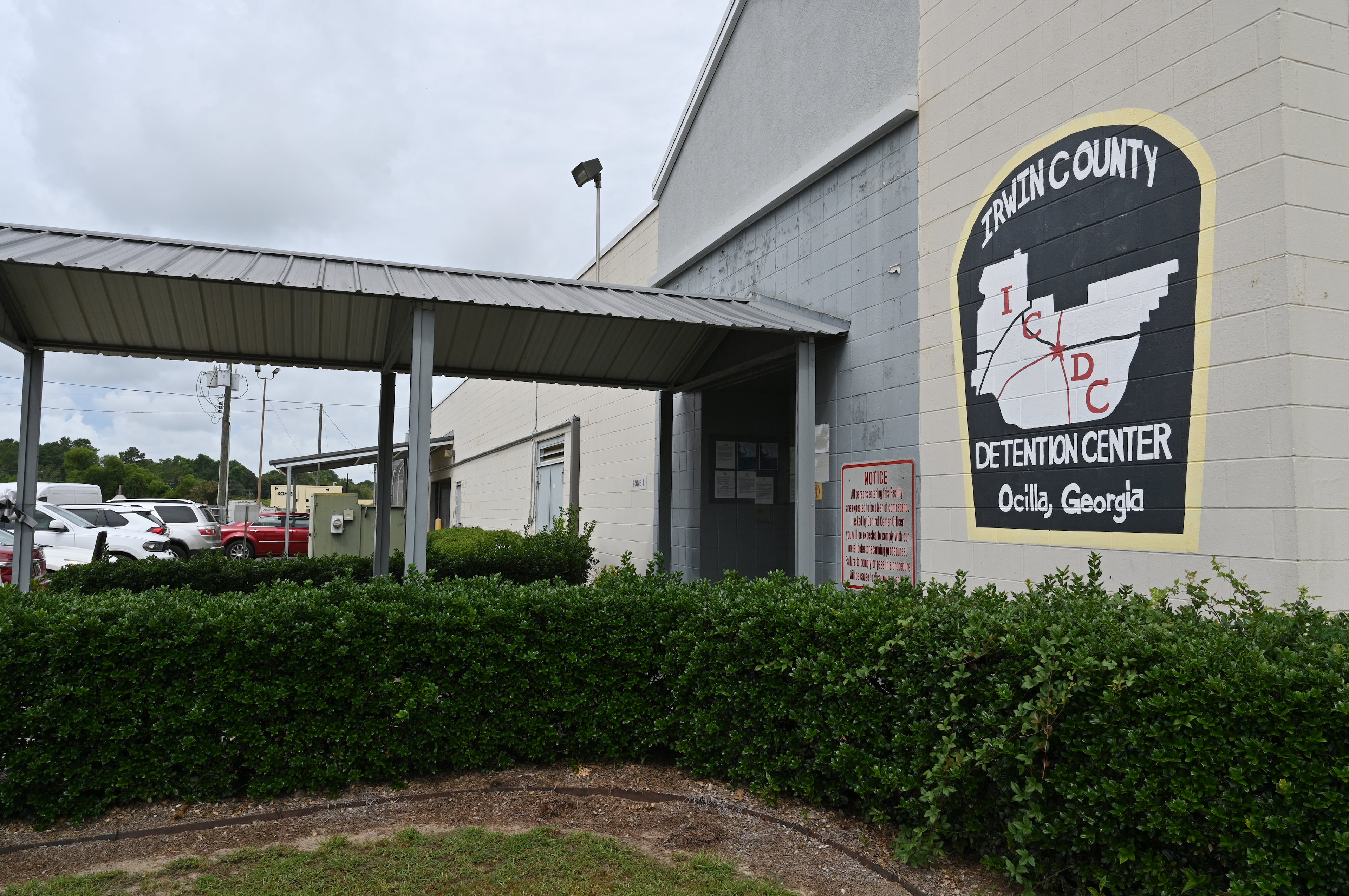 S. Georgia community worries as its second largest employer faces closure
