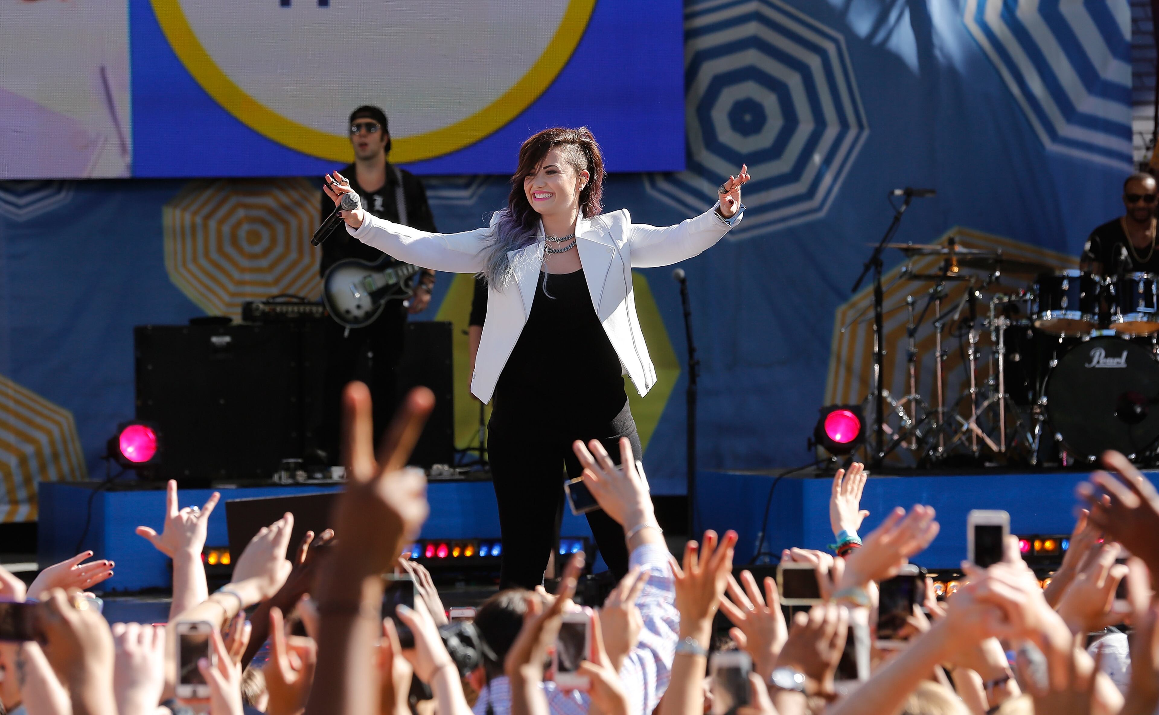 NEW YORK, NY - JUNE 06: Singer Demi Lovato performs on ABC's "Good Morning America" at Rumsey Playfield on June 6, 2014 in New York City. (Photo by Jemal Countess/Getty Images)