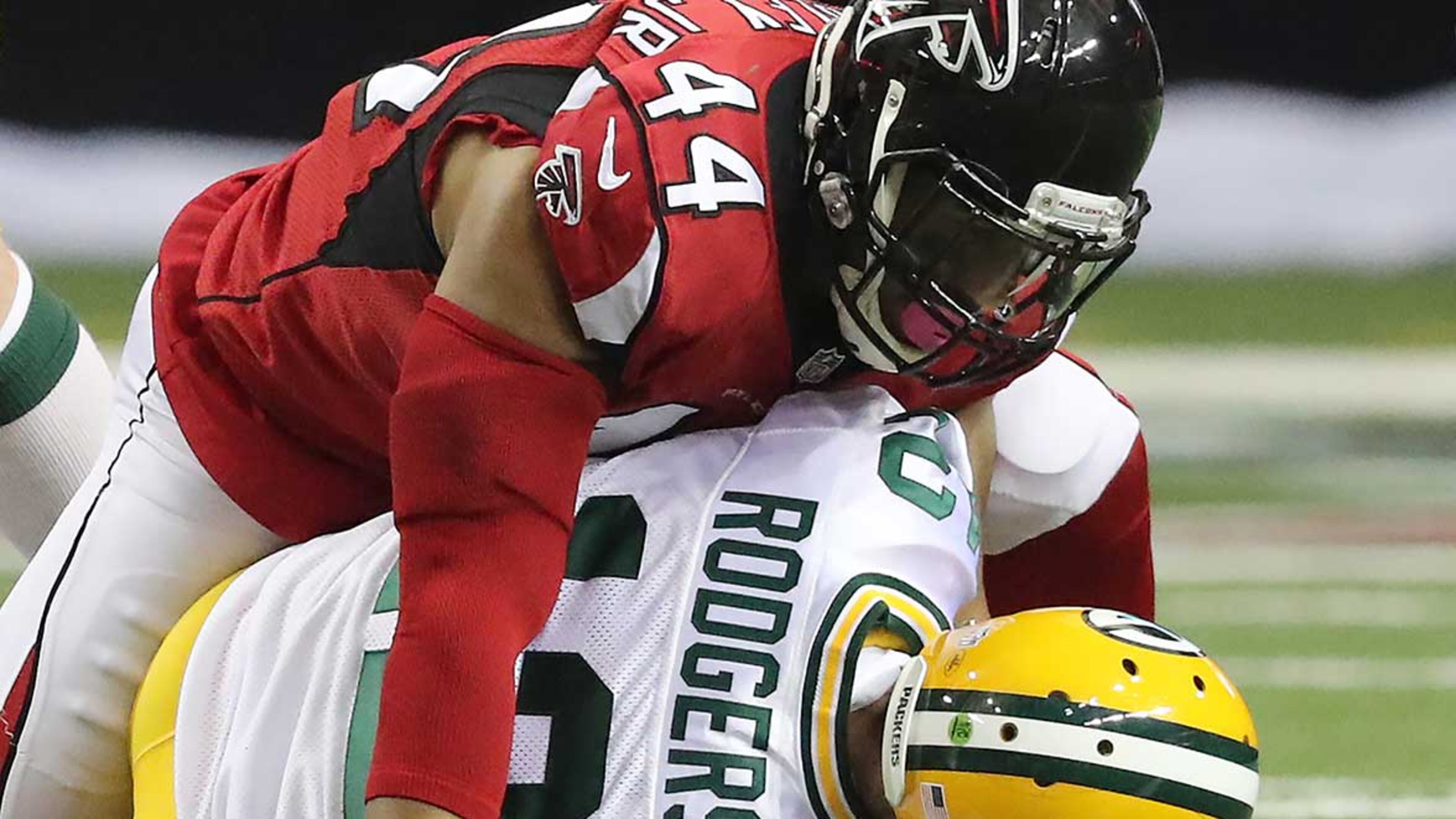 NFL sacks leader Vic Beasley sacks Packers QB Aaron Rodgers during the Falcons' regular-season win at the Georgia Dome.