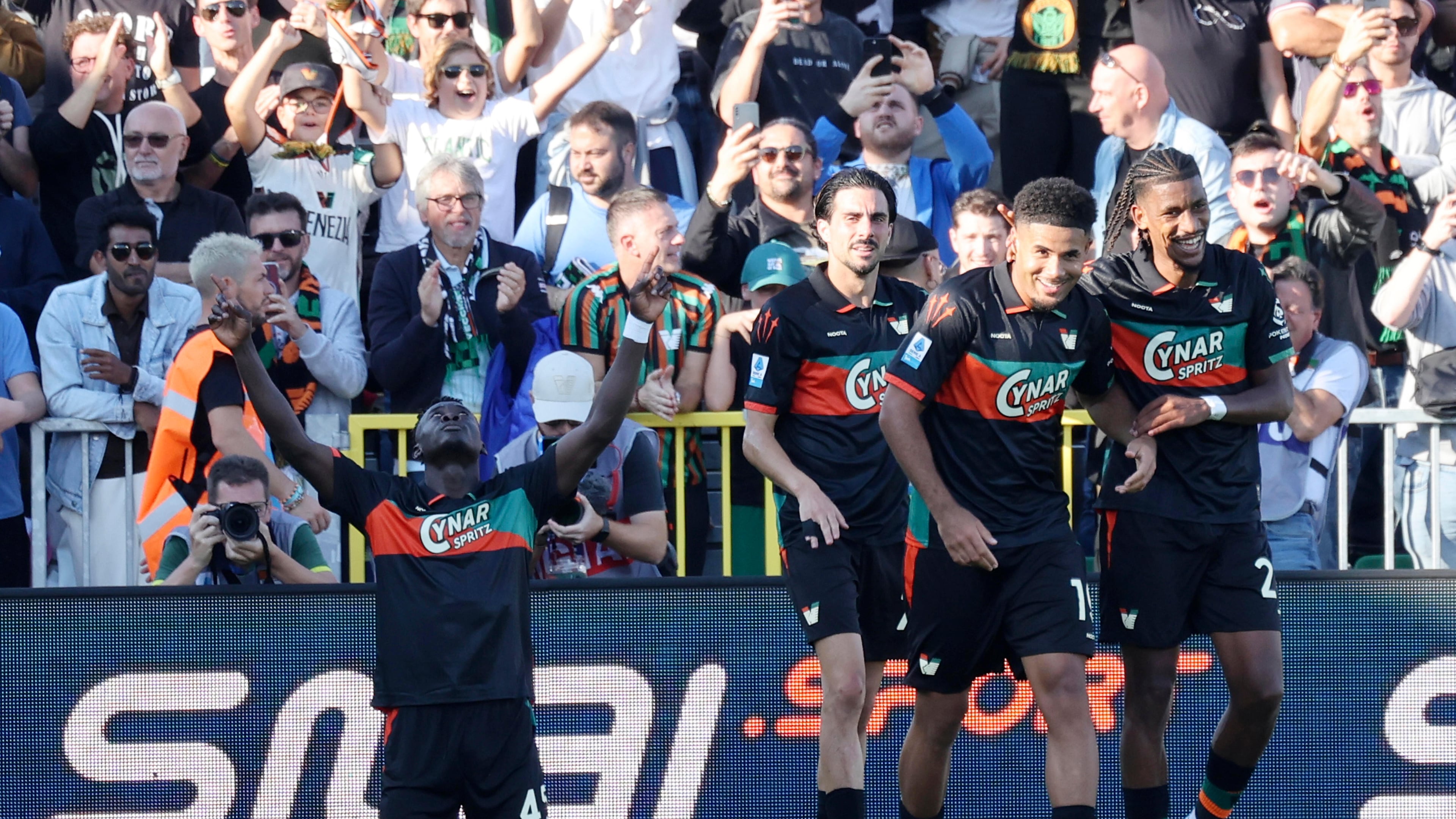 Venezia's Akor Adams celebrates after scoring during the Italian Serie A soccer match between Venezia FC and Napoli in Venice, Italy, Saturday, Oct. 17, 2026. (Paola Garbuio/LaPresse via AP)