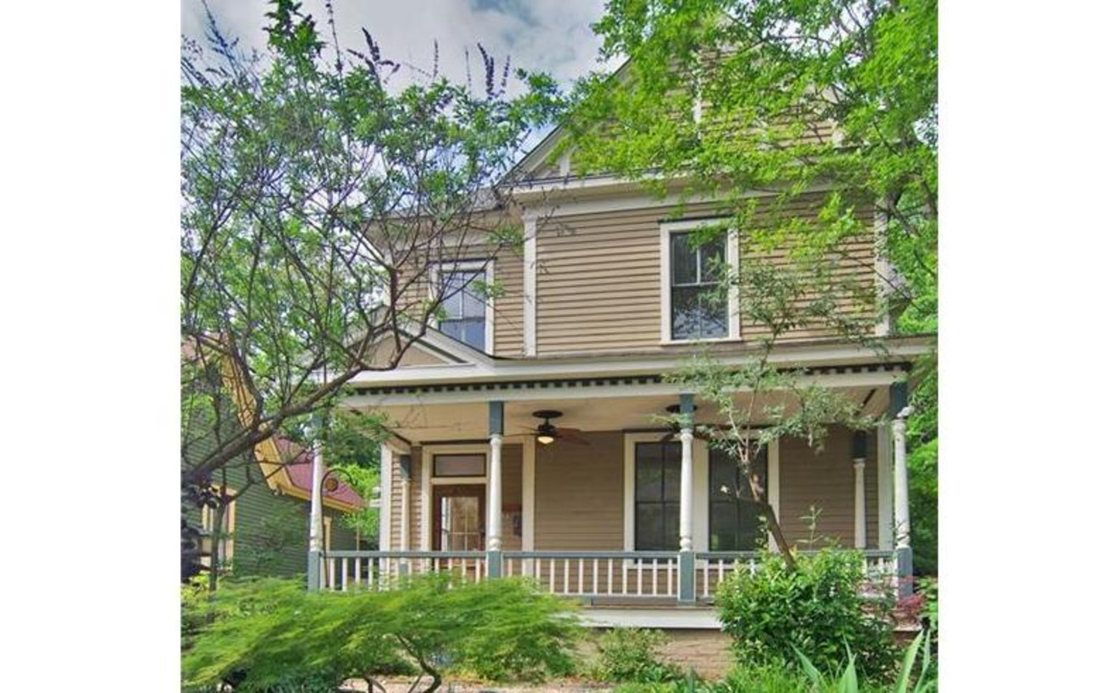 The outside of the house before renovations. The Bolton-Rogers bought it for $431,650.