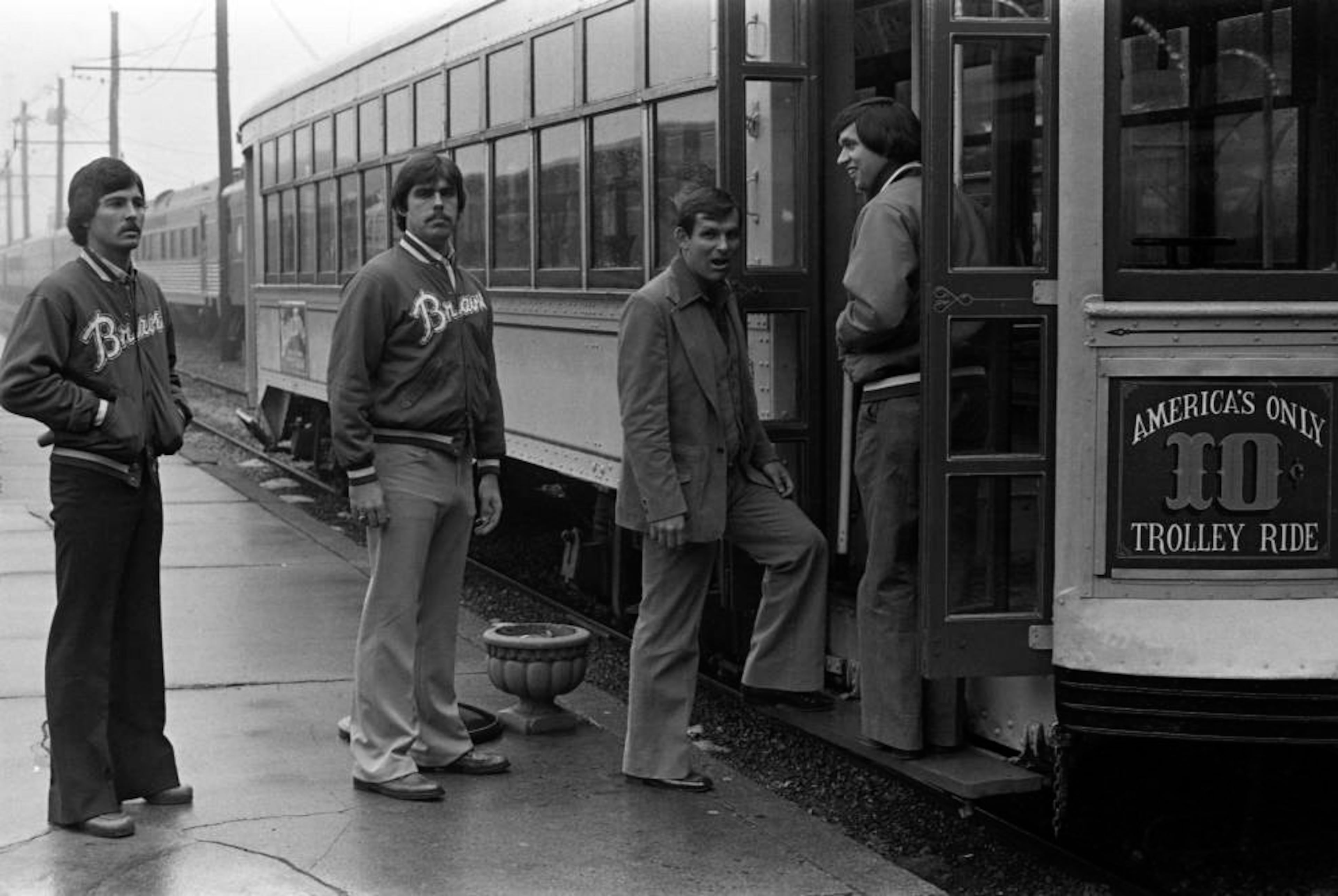 Bobby Cox and several Braves at the Chattanooga Choo-Choo Hilton Inn Trolley. February 26, 1978