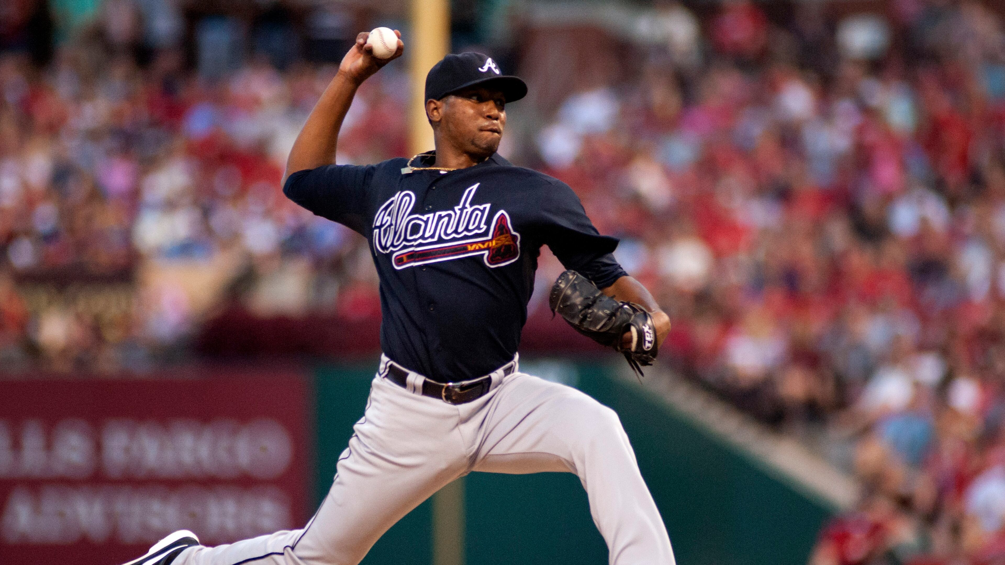 Atlanta Braves pitcher Julio Teheran delivers during the fourth inning against the St. Louis Cardinals, Saturday, Aug. 24, 2013, in St. Louis. The Cardinals beat the Braves 6-2.