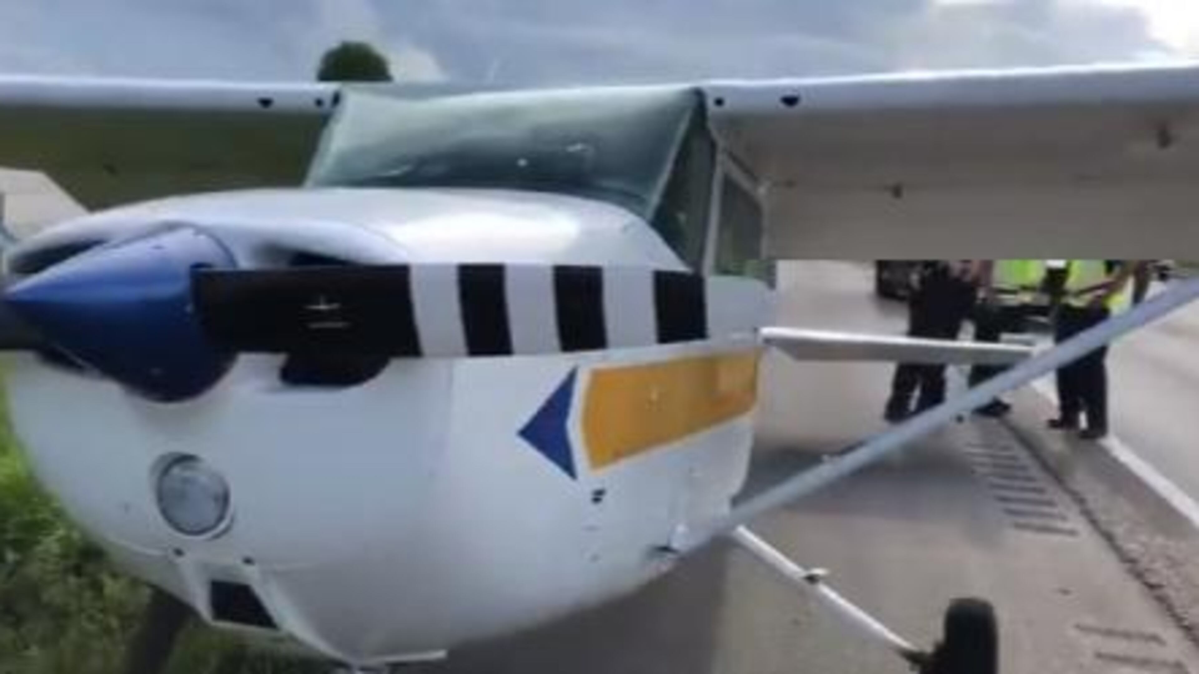 A Cessna 172 airplane made an emergency landing on a Florida interstate highway Saturday. There were no injuries.
