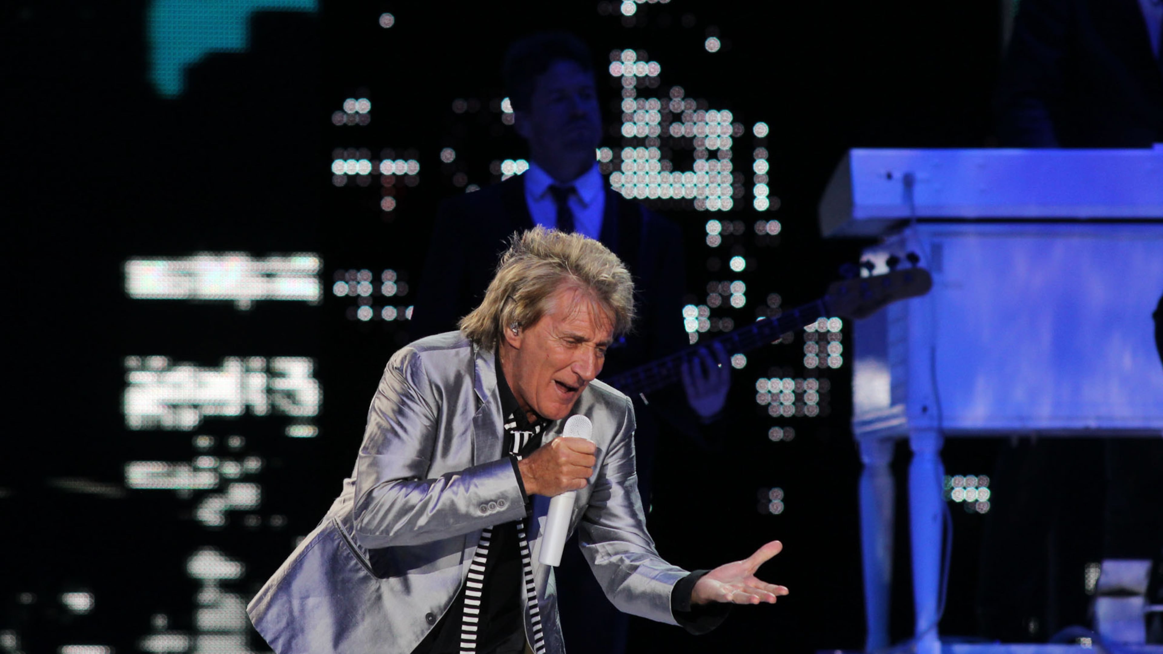 Oct. 19, 2013 - ATLANTA: Rock legend Rod Stewart, one of the best selling artists of all time, performs some of his greatest hits in concert at Philips Arena. (Akili-Casundria Ramsess/Special to the AJC)