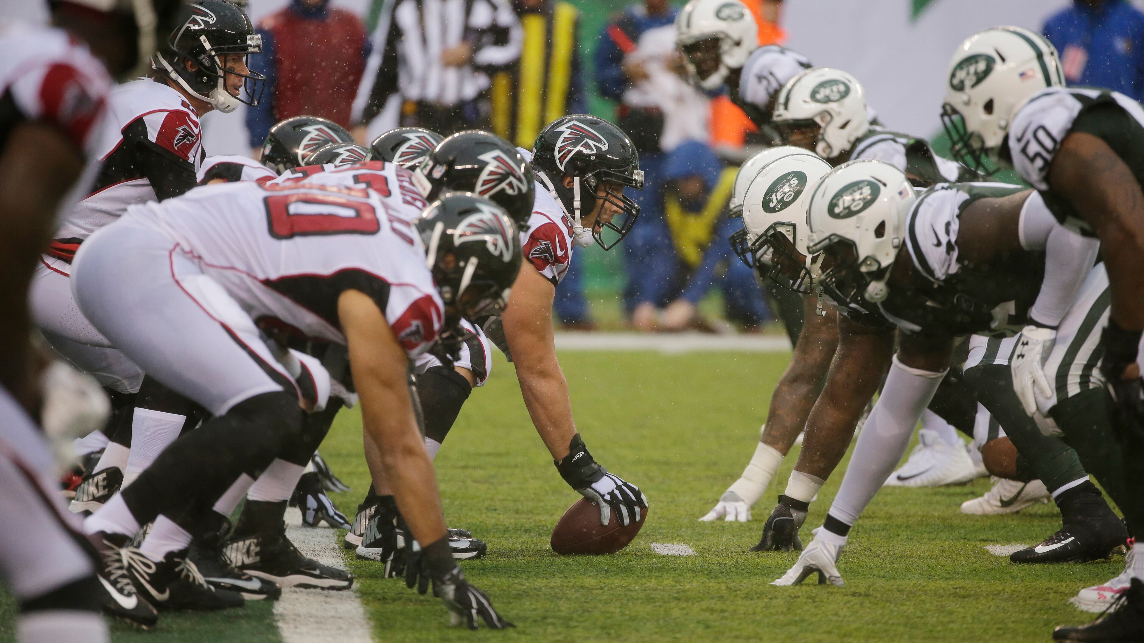 The Atlanta Falcons play the New York Jets during the second half of an NFL football game Sunday, Oct. 29, 2017, in East Rutherford, N.J. (AP Photo/Seth Wenig)