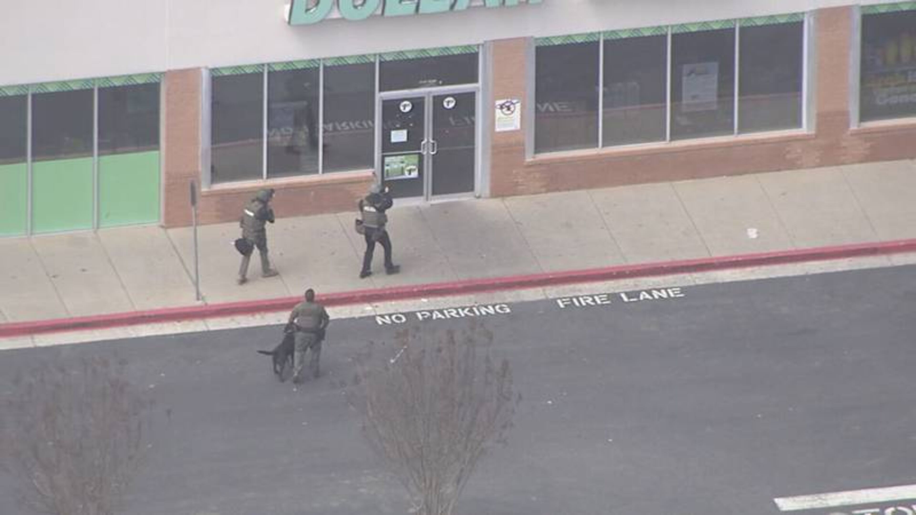 South Fulton police investigated a bomb threat at the Dollar Tree at 6055 Old National Highway on Monday afternoon. The investigation caused significant delays with road closures, but the building was cleared within an hour.