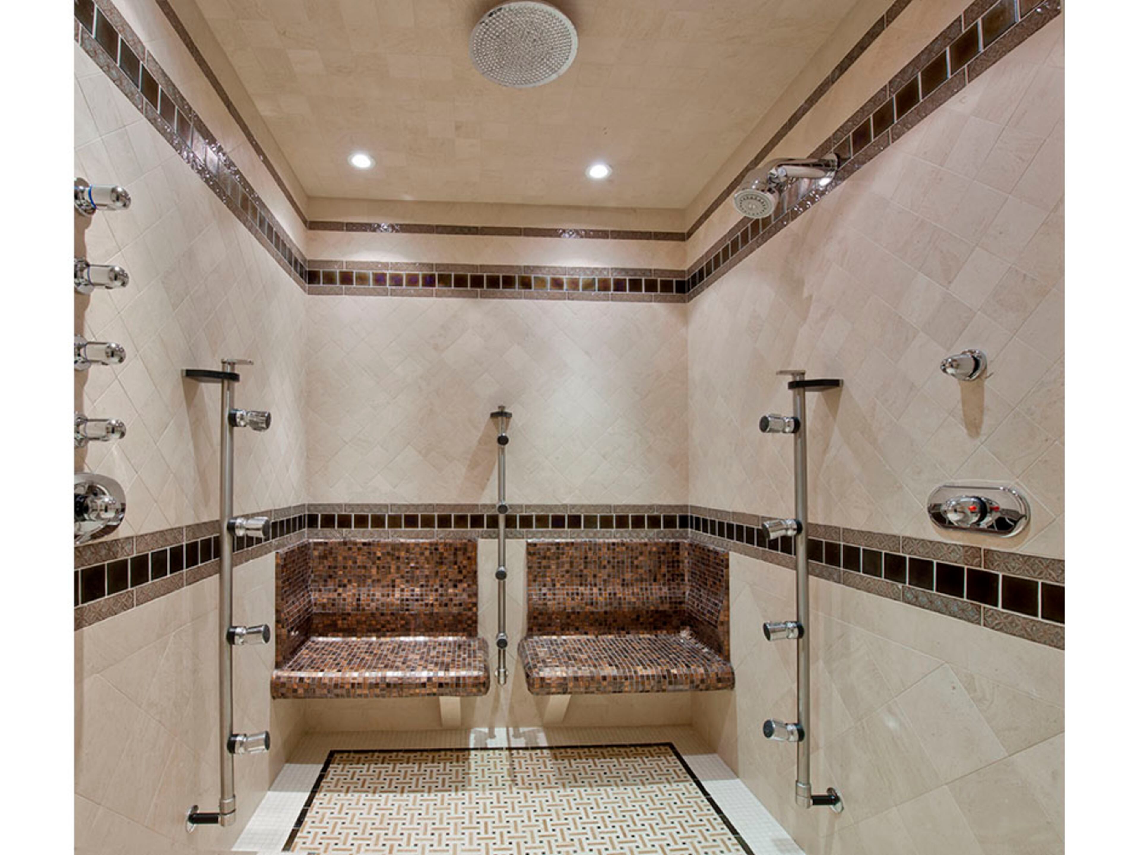 Former San Francisco Giants left fielder Barry Bonds is selling his 17,100-square-foot Beverly Park, Los Angeles, estate for $25 million. According to the listing by The Agency, the home has seven bedrooms, 13 baths, a 12-seat theater, a jacuzzi, a pool, an outdoor kitchen and a 2,100-square-foot sports court. For more details, visit http://www.toptenrealestatedeals.com/homes/weekly-ten-best-home-deals/2013/4-2-2013/.